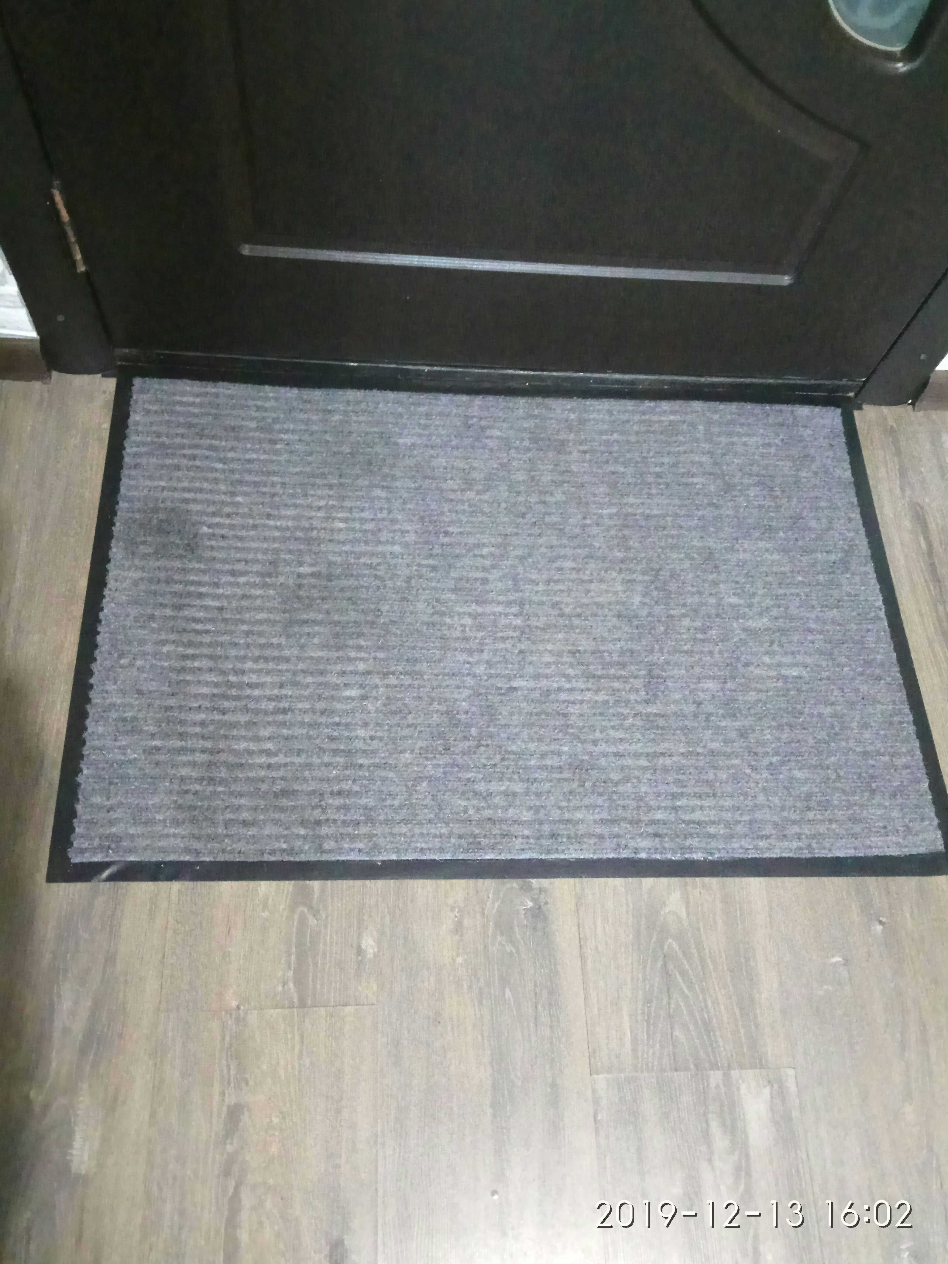 Фотография покупателя товара Коврик придверный влаговпитывающий, ребристый, «Стандарт», 60×90 см, цвет серый - Фото 1