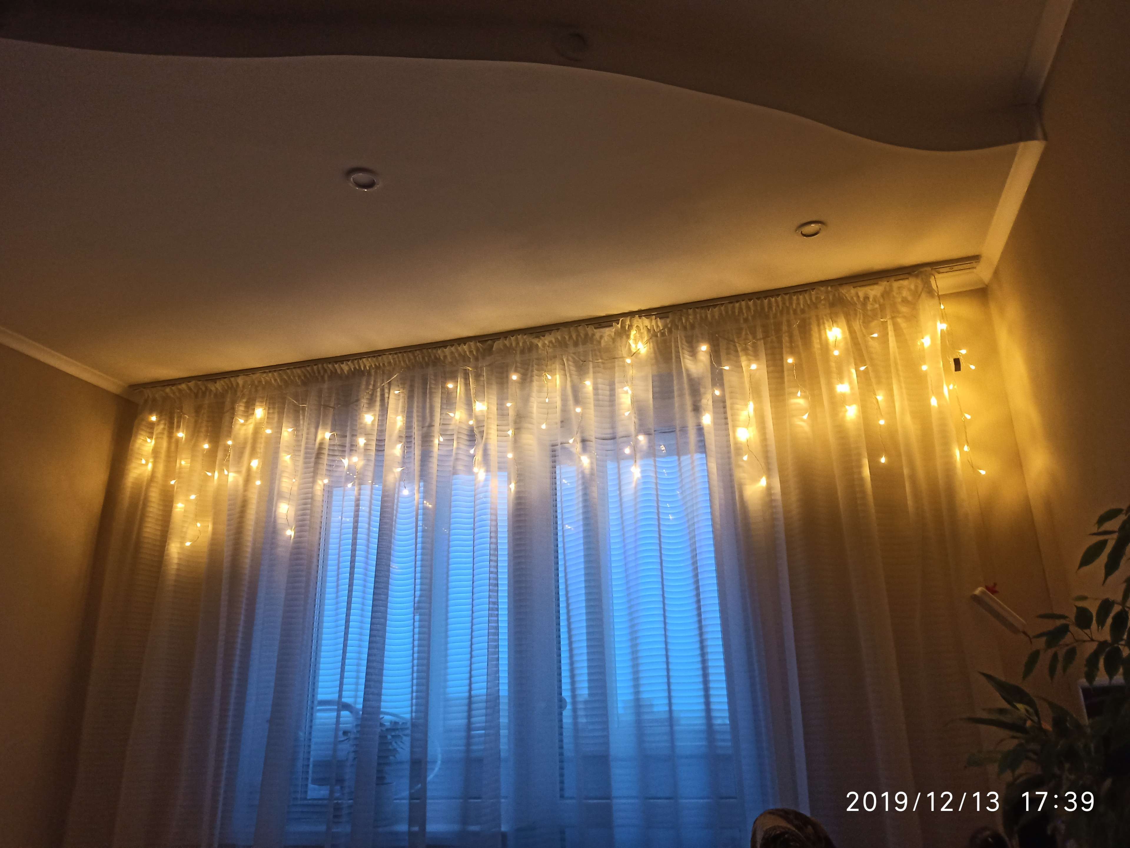 Фотография покупателя товара Гирлянда «Бахрома» 3 × 0.5 м, IP20, прозрачная нить, 80 LED, свечение белое, 8 режимов, 220 В - Фото 62