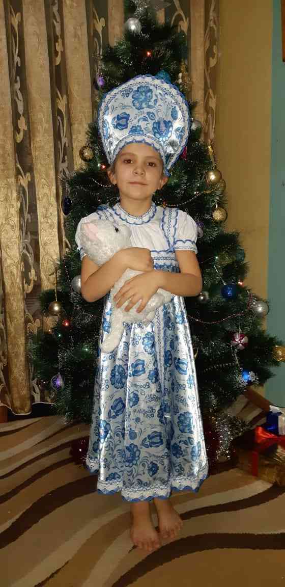 Фотография покупателя товара Русский народный костюм для девочки с кокошником, голубые узоры, р-р 32, рост 122-128 см - Фото 3