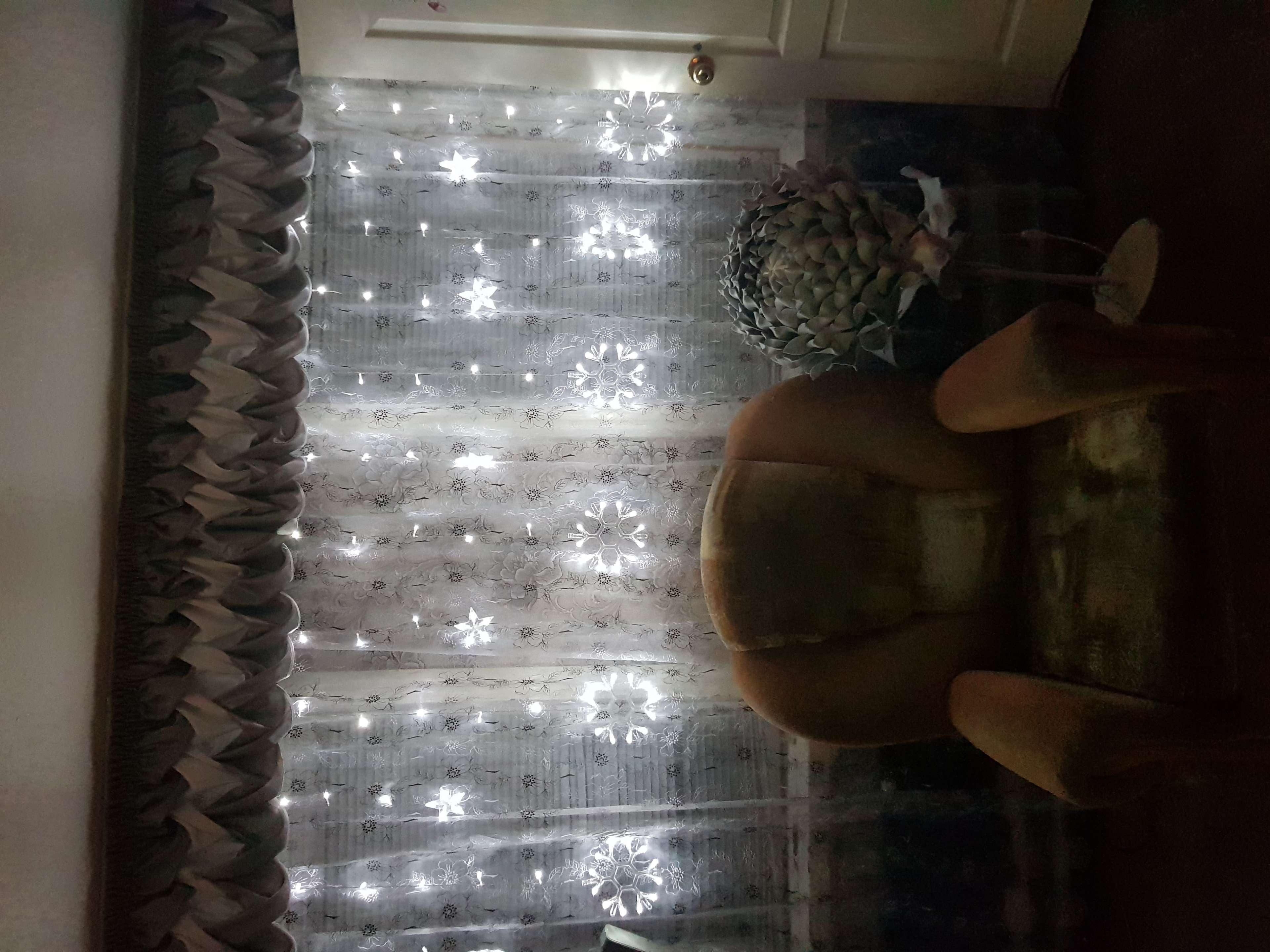 Фотография покупателя товара Гирлянда «Бахрома» 2.4 × 0.9 м с насадками «Звёзды», IP20, прозрачная нить, 138 LED, свечение белое, 8 режимов, 220 В - Фото 73