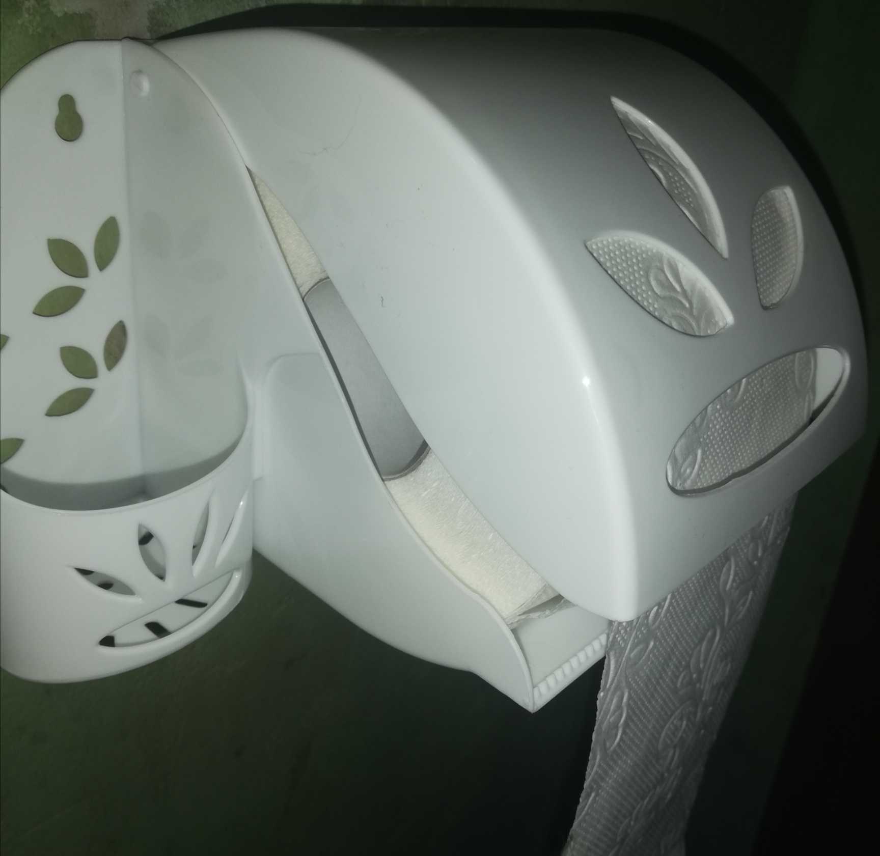 Фотография покупателя товара Держатель для туалетной бумаги и освежителя воздуха, цвет МИКС - Фото 15