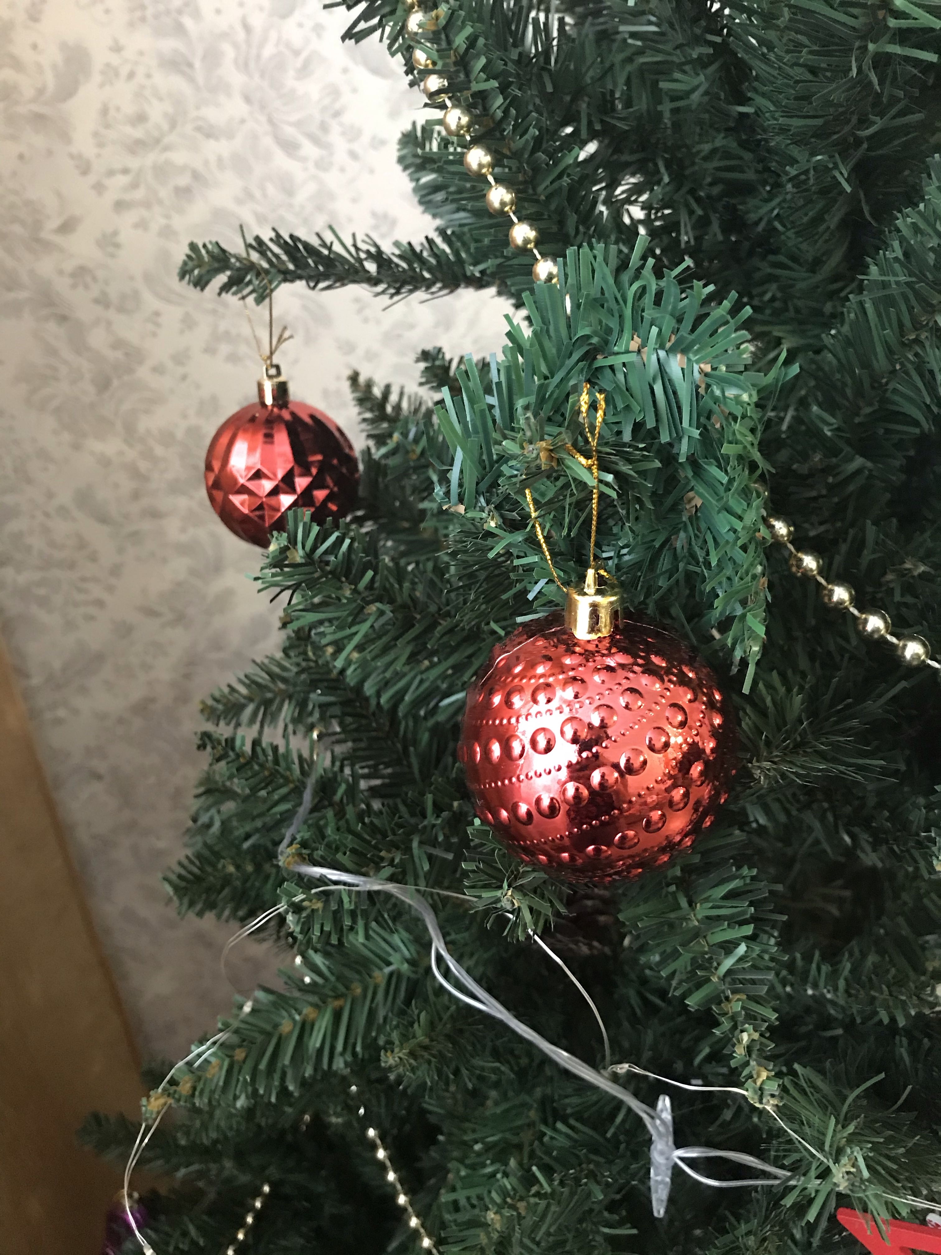 Фотография покупателя товара Набор шаров пластик d-6 см, 12 шт "Цветение" красный - Фото 1