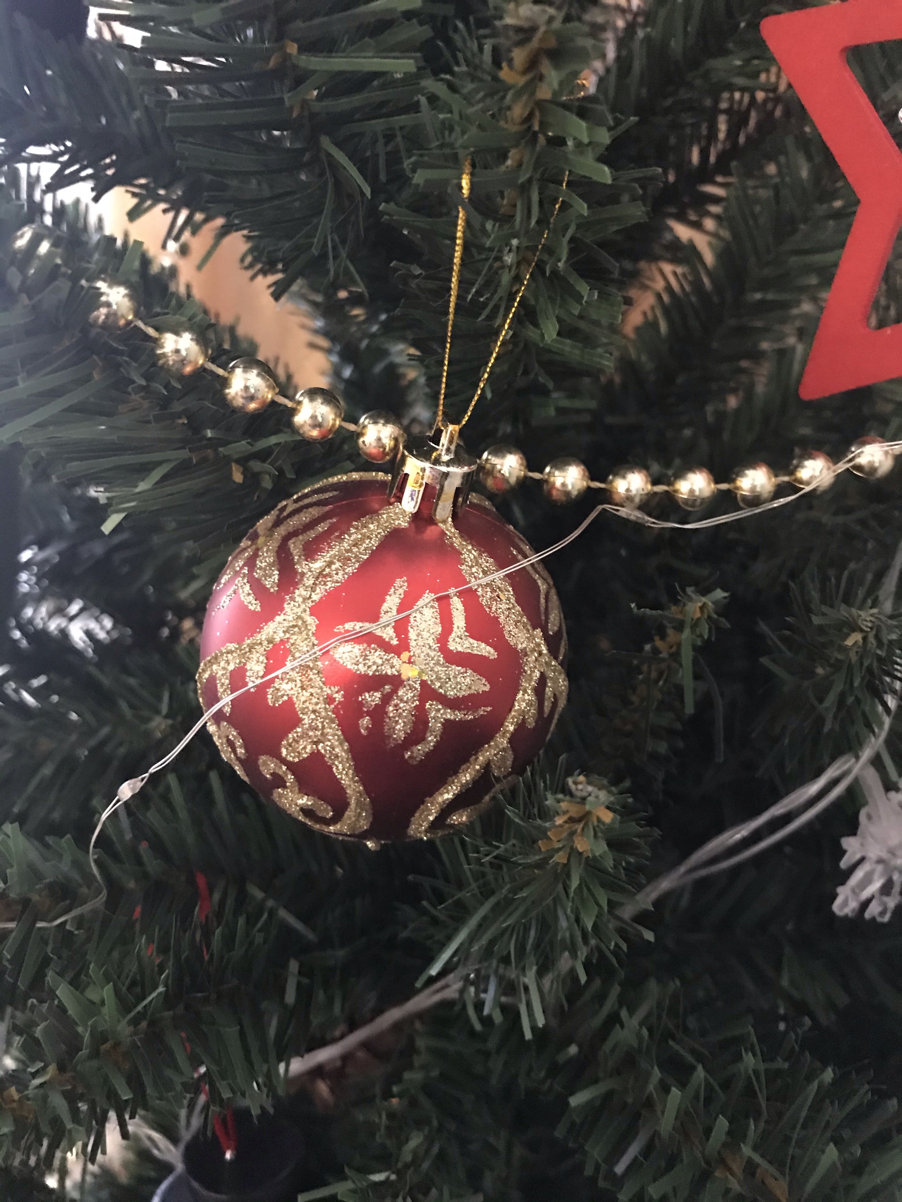 Фотография покупателя товара Набор шаров пластик d-6 см, 12 шт "Цветение" красный - Фото 2