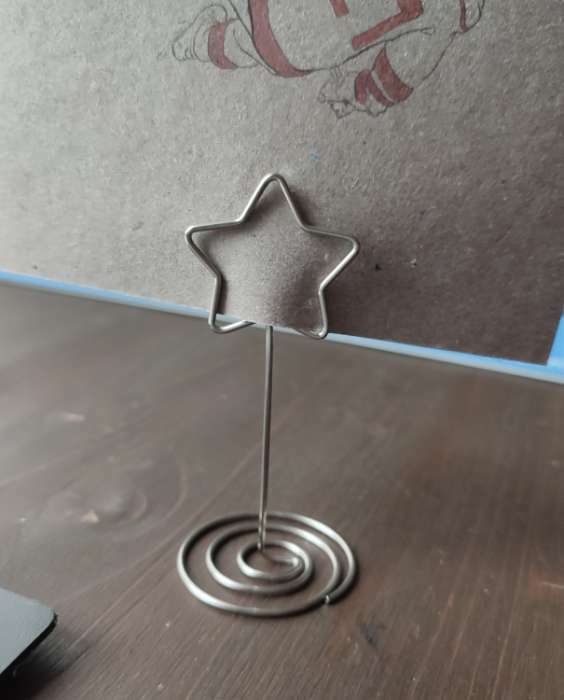 Фотография покупателя товара Ценникодержатель с зажимом «Звезда», 3,3×3,3×8,3 см, цвет серебро