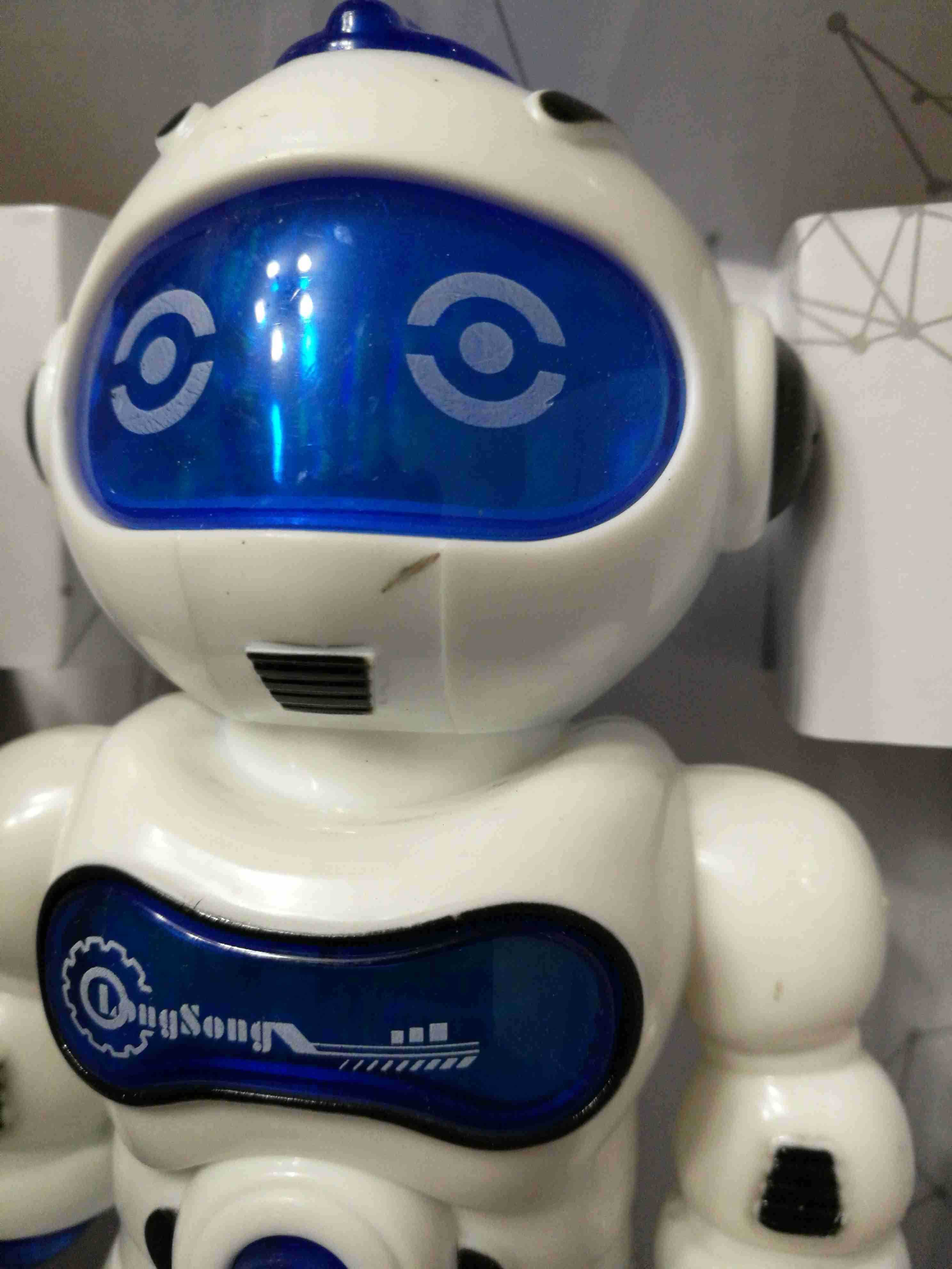 Фотография покупателя товара Робот «Мини бот», световые и звуковые эффекты, работает от батареек, цвета МИКС - Фото 2