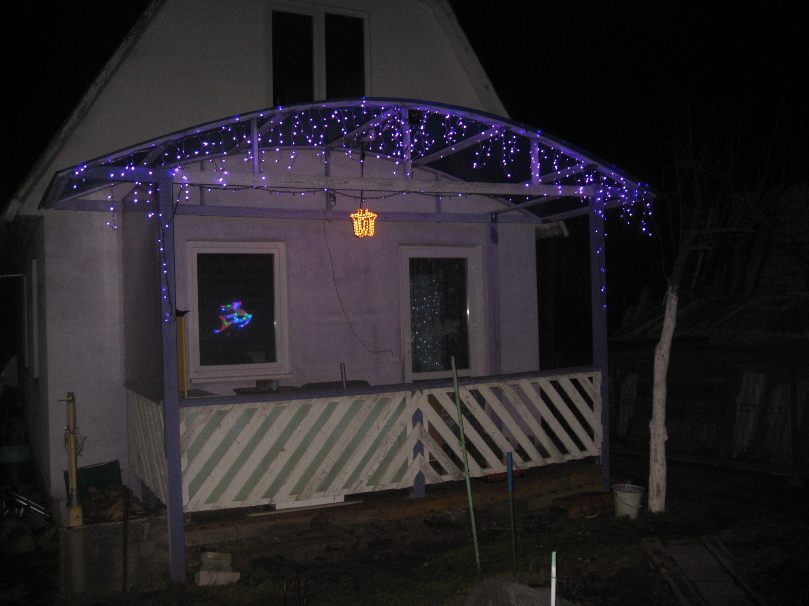 Фотография покупателя товара Гирлянда «Бахрома» 3 × 0.6 м, IP44, УМС, прозрачная нить, 160 LED, свечение синее, 220 В - Фото 41
