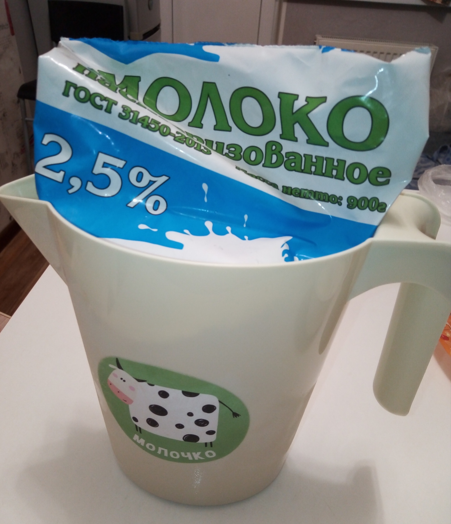 Фотография покупателя товара Кувшин-подставка для молочного пакета "Смешная коровка", 1 литр