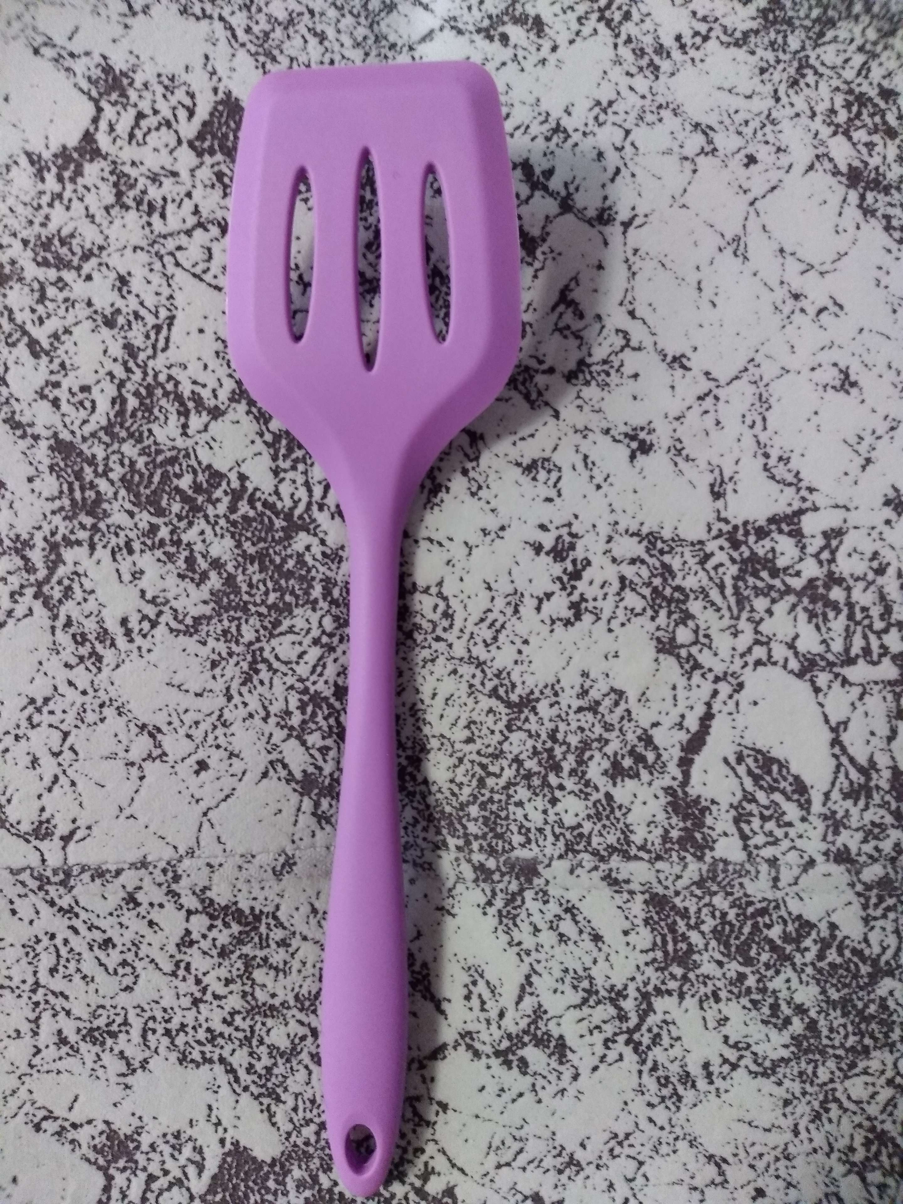 Фотография покупателя товара Лопатка с прорезями Доляна «Фиалка», 29,5 см, цвет фиолетовый