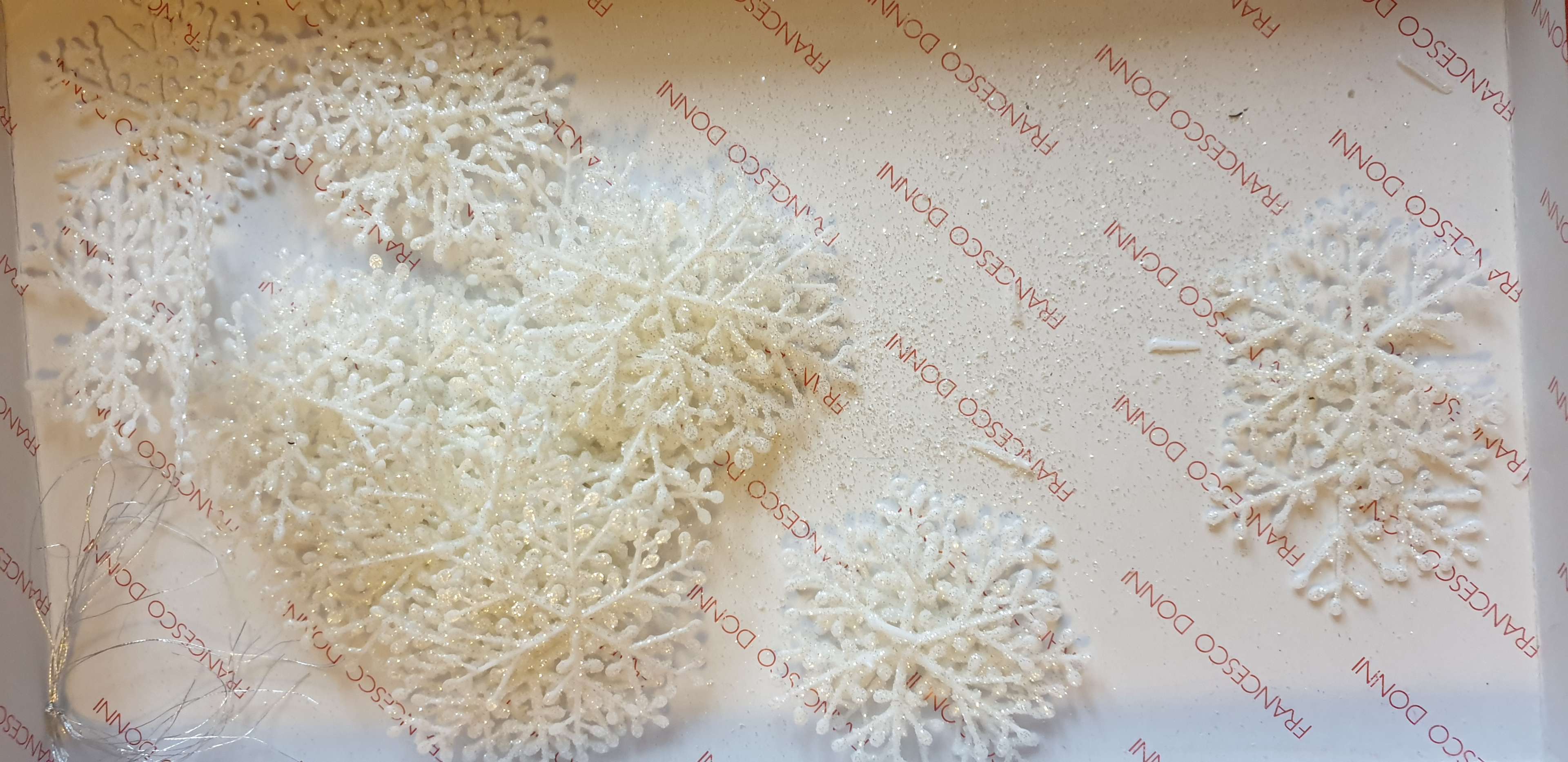 Фотография покупателя товара Украшение ёлочное "Снежинка тоненькая" (набор 60 шт) d-5,5 см белый