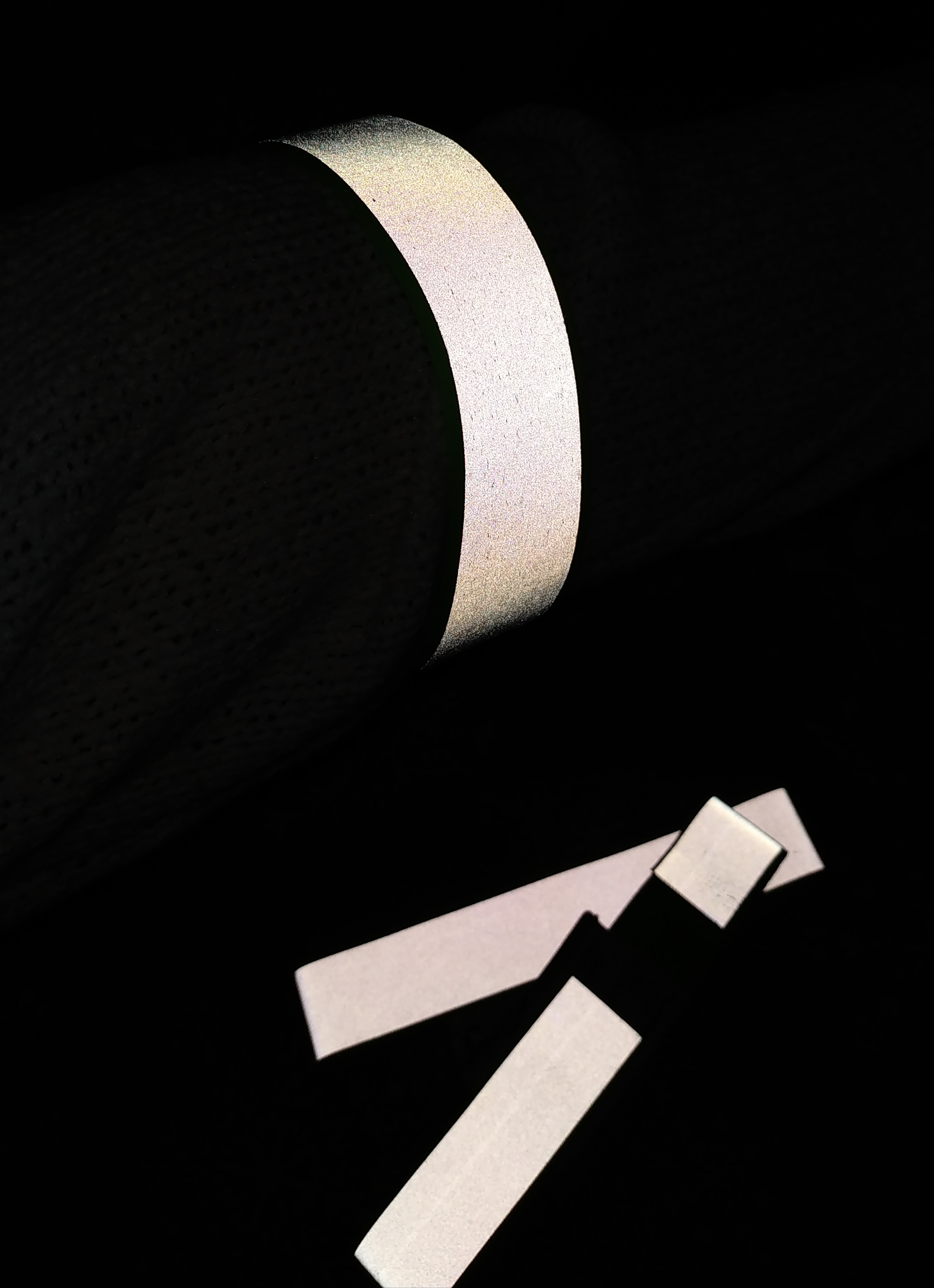 Фотография покупателя товара Повязка нарукавная светоотражающая, 41 см × 3 см, цвет ярко-салатовый - Фото 4