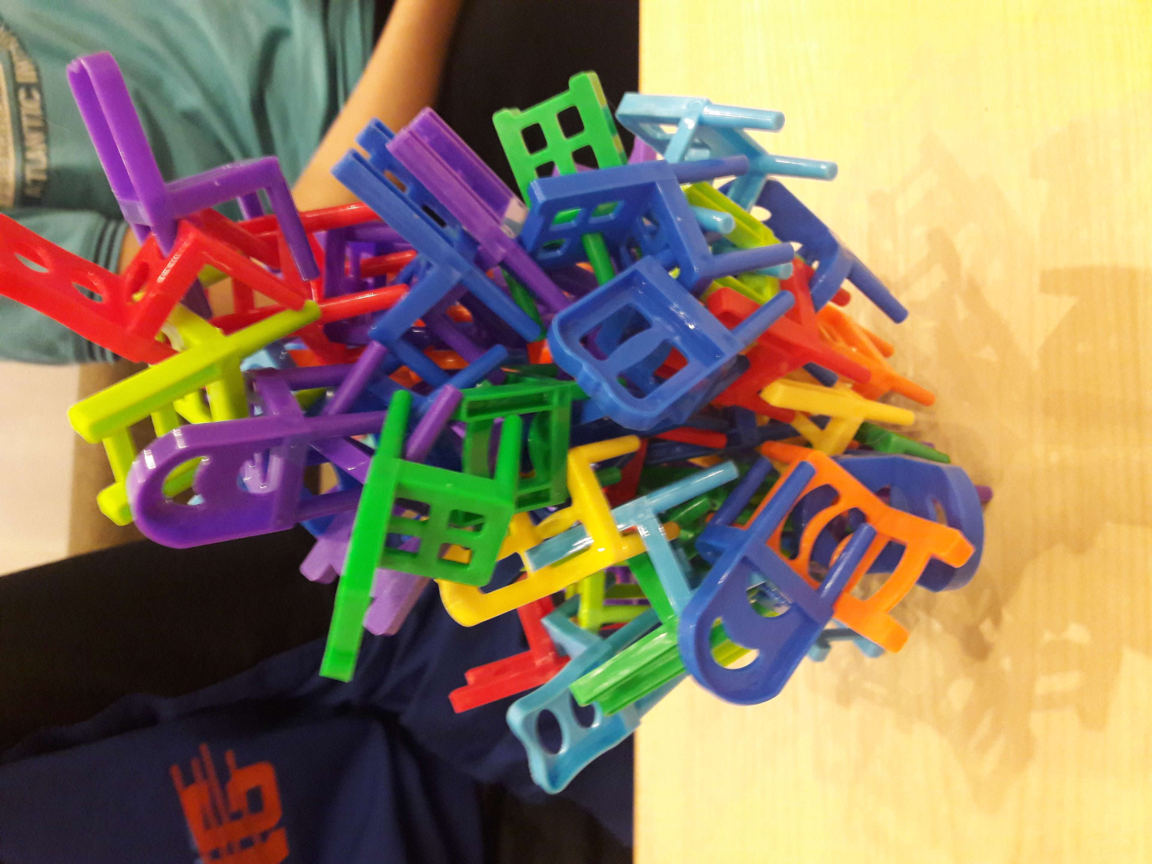 Фотография покупателя товара Настольная игра «На 4 ногах», большая версия, 70 стульев, 8 цветов - Фото 28