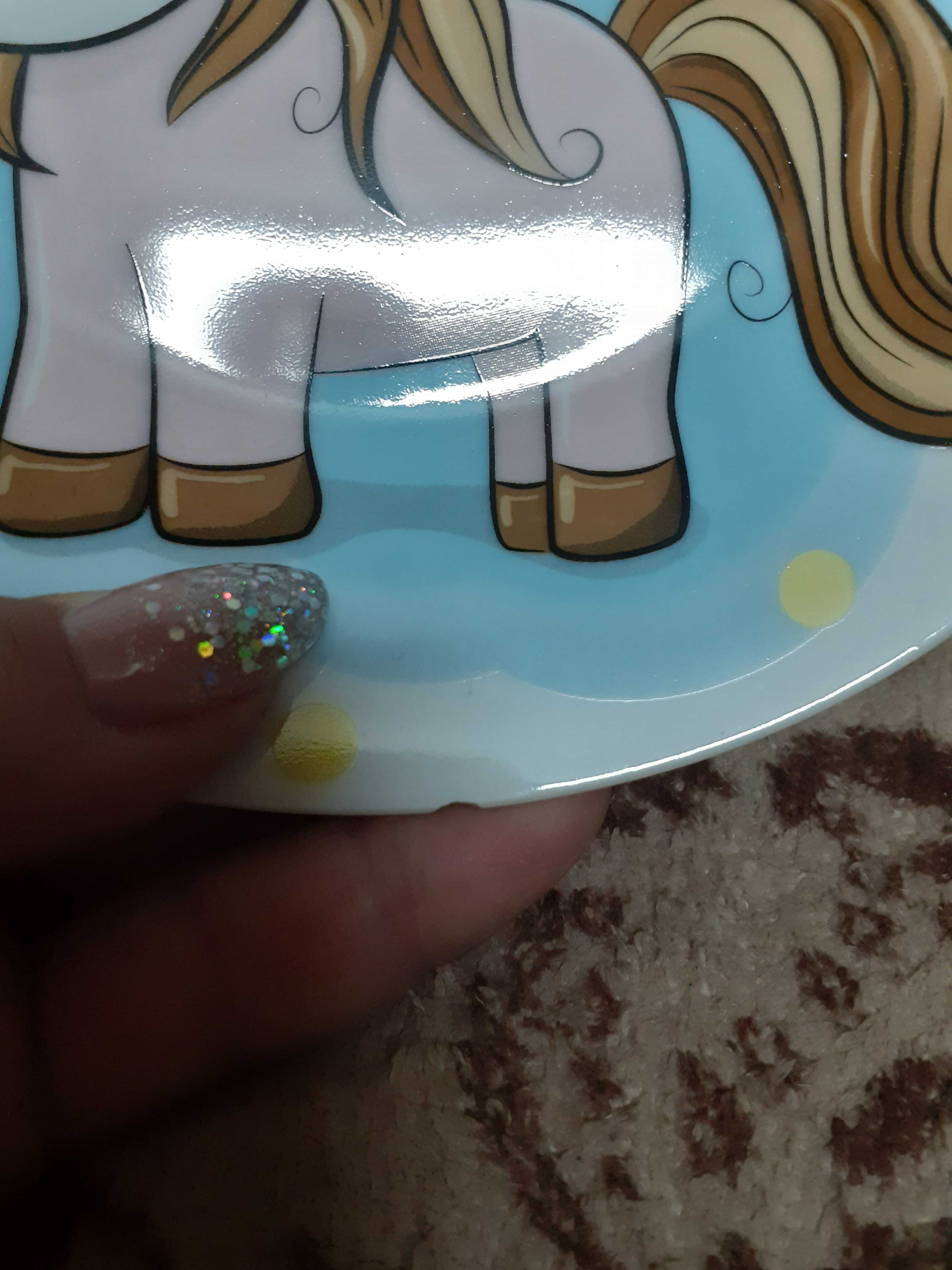Фотография покупателя товара Набор детской посуды из керамики Доляна «Маленькая лошадка», 3 предмета: кружка 230 мл, миска 400 мл, тарелка d=18 см, цвет белый