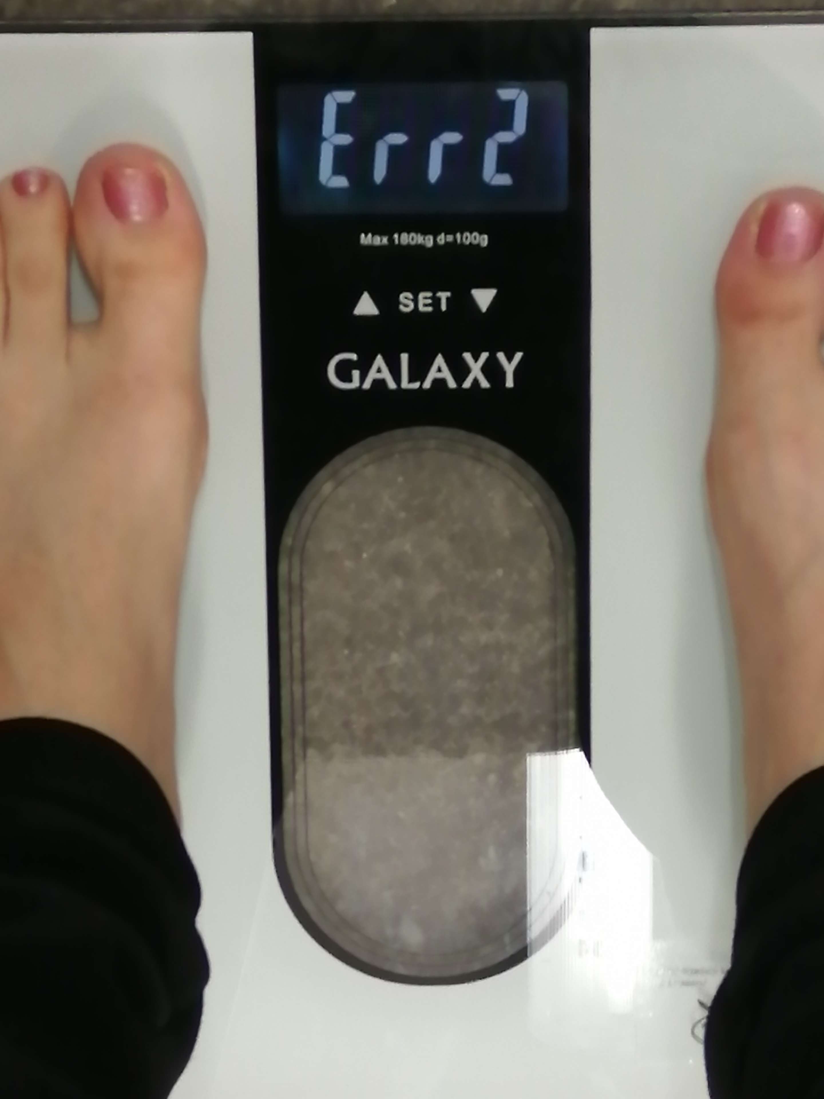 Фотография покупателя товара Весы напольные Galaxy GL 4852, диагностические, до 180 кг, 2хААА, стекло, белые