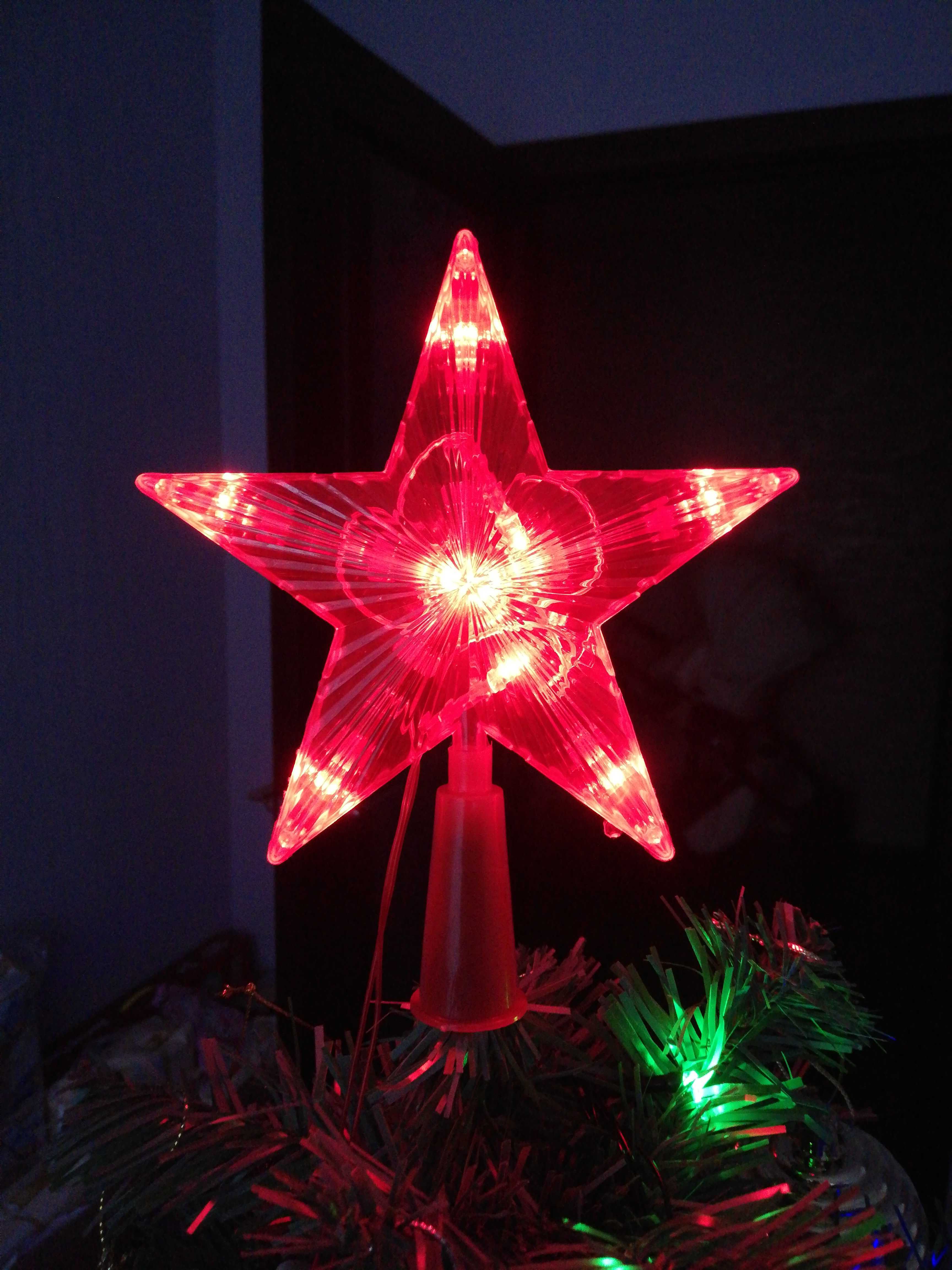Фотография покупателя товара Светодиодная верхушка на ёлку «Звезда красная» 15 см, 10 LED, провод 2 метра, 220 В, свечение красное - Фото 37