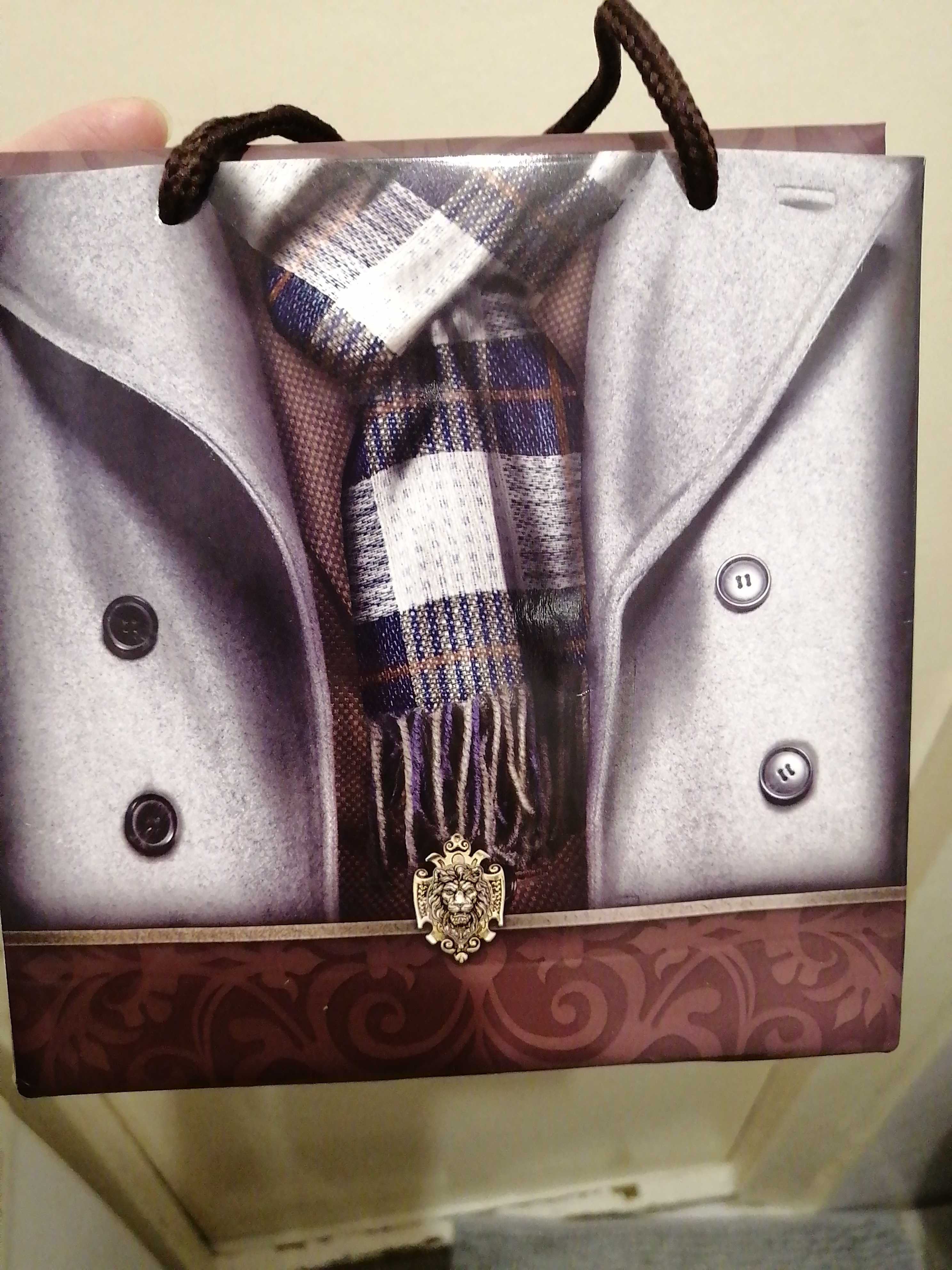 Фотография покупателя товара Подарочный набор "Любимому мужу": шарф, ручка - Фото 4