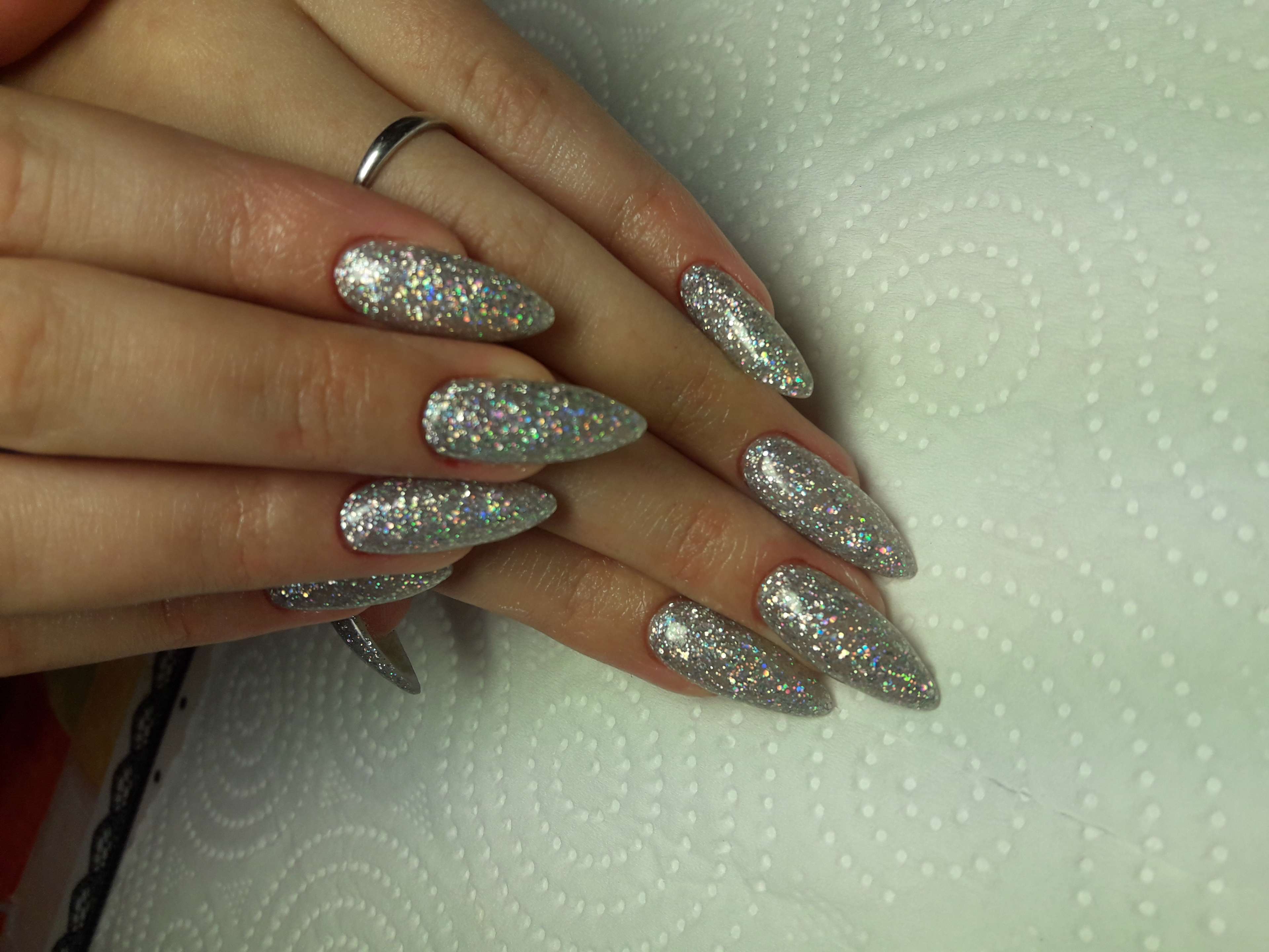 Фотография покупателя товара Гель-лак для ногтей "Искрящийся бриллиант", трёхфазный LED/UV, 10мл, цвет 001 серебряный - Фото 25