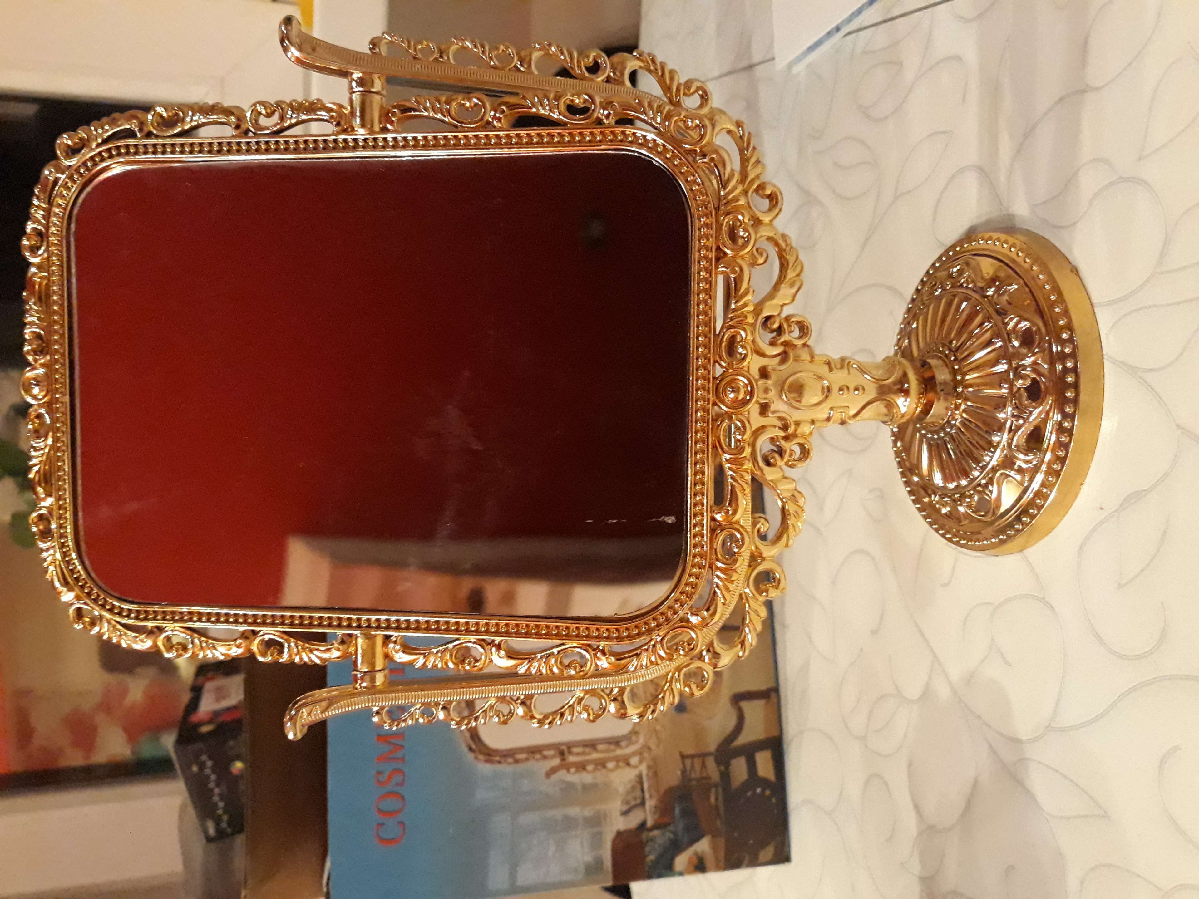 Фотография покупателя товара Зеркало настольное, с увеличением, зеркальная поверхность 11 х 15,5 см, цвет бронзовый - Фото 1