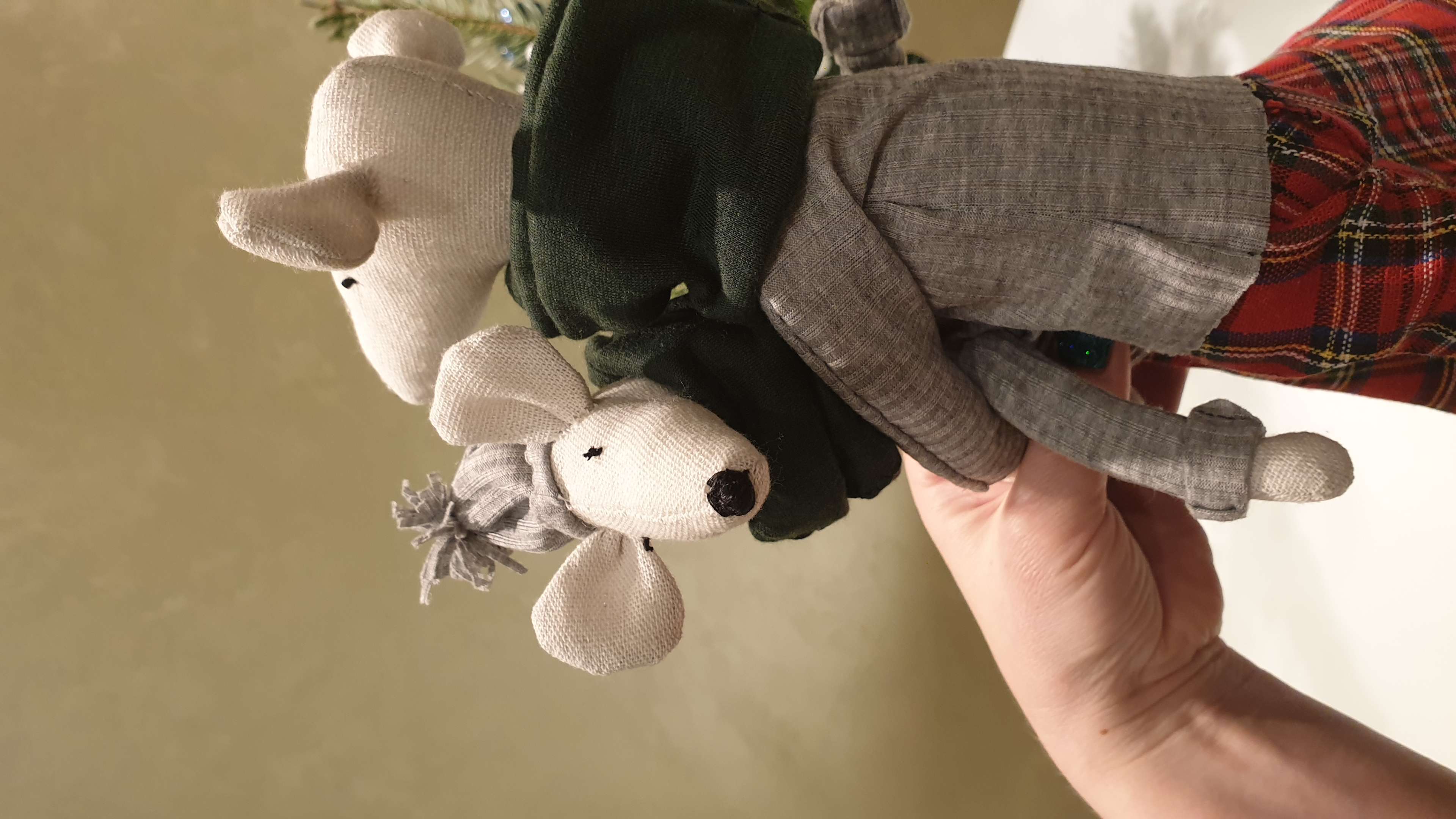 Фотография покупателя товара Мягкие куклы «Мышки Фиби и Эш», набор для шитья, 22.4 × 5.2 × 15.6 см - Фото 1