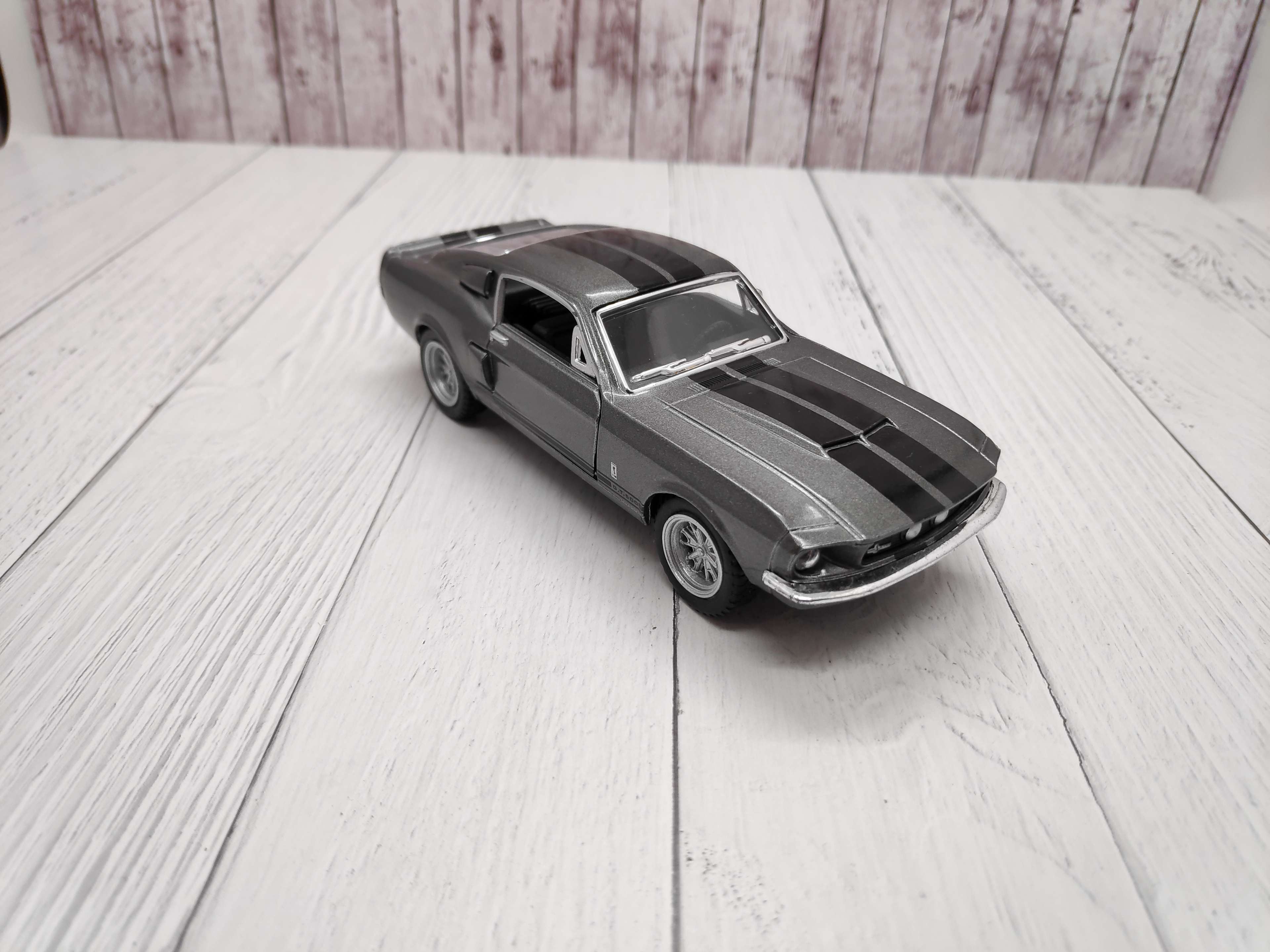 Фотография покупателя товара Машина металлическая Shelby GT-500, 1:44, открываются двери, инерция, цвет серый - Фото 2