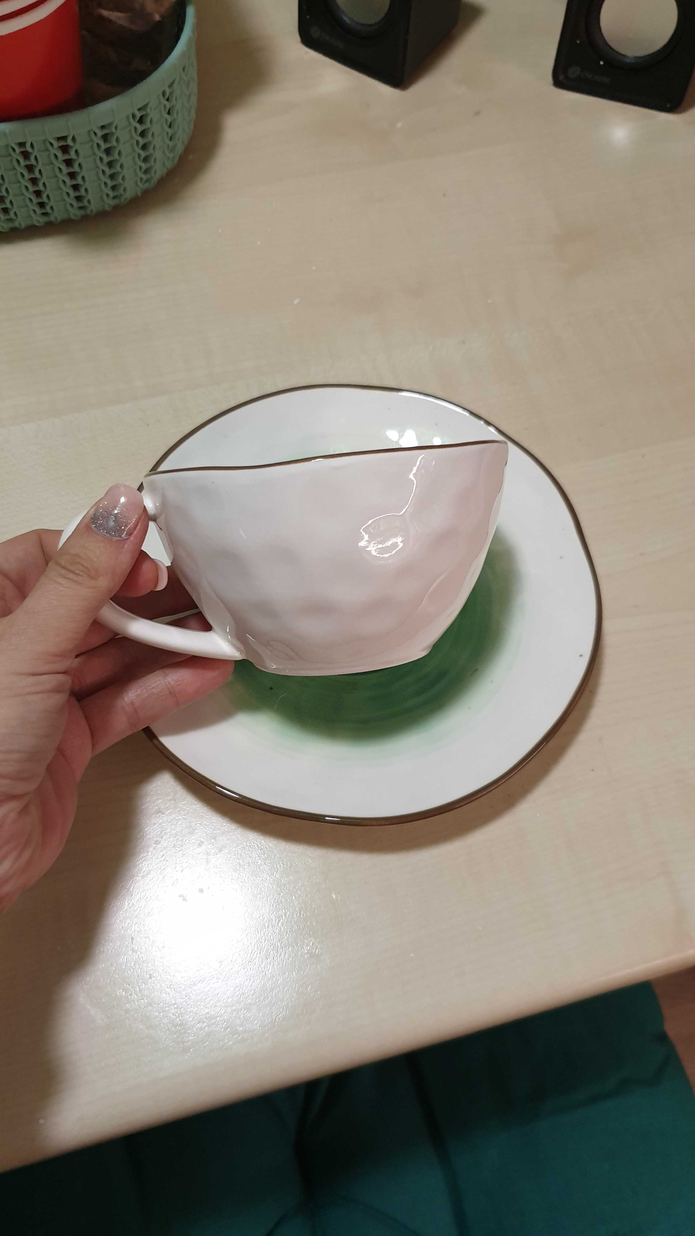 Фотография покупателя товара Чайная пара фарфоровая Доляна «Космос», 2 предмета: чашка 250 мл, блюдце d=16 см, цвет зелёный