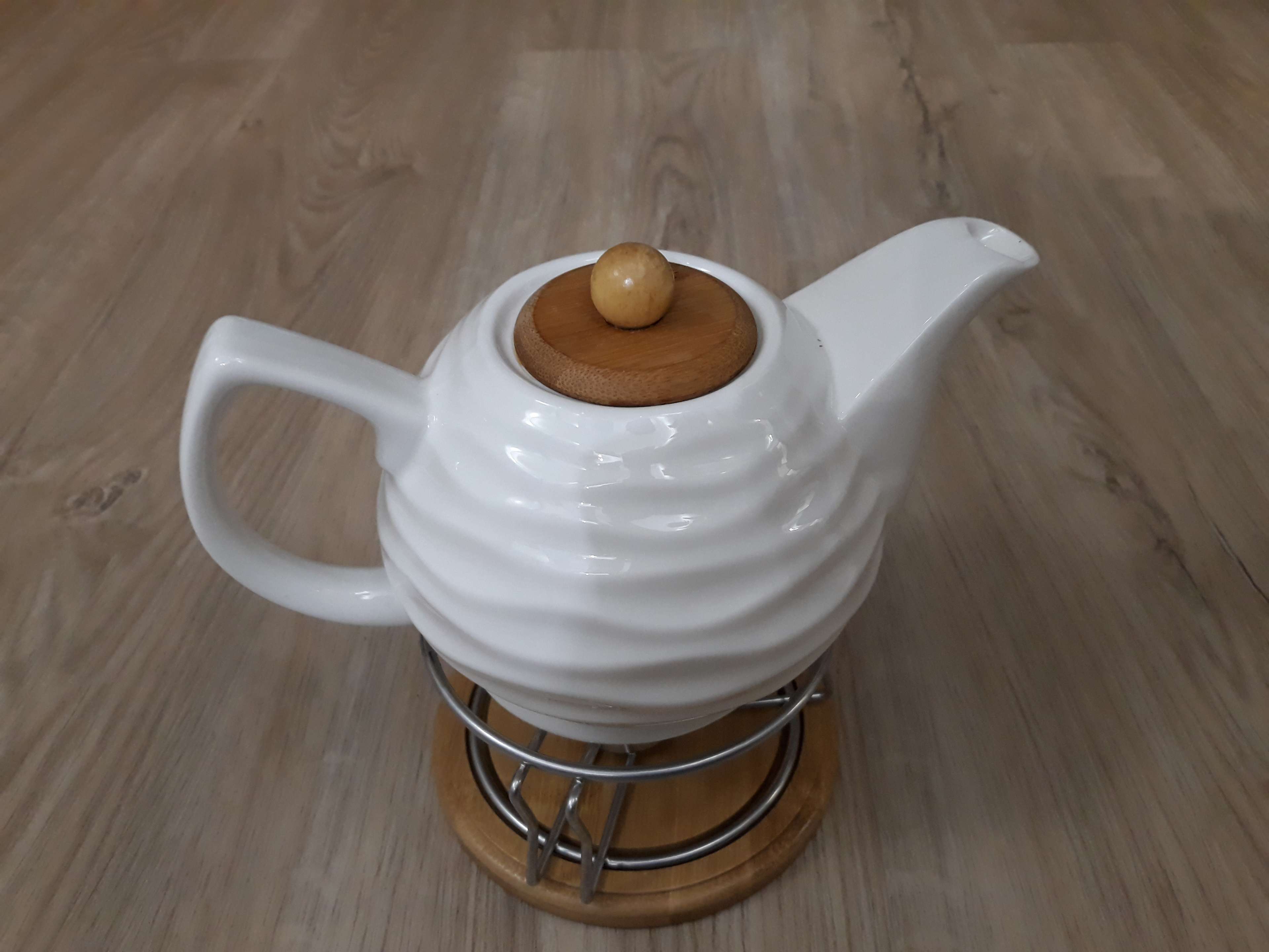 Фотография покупателя товара Чайник керамический заварочный с подогревом на деревянной подставке «Эстет», 900 мл, цвет белый - Фото 1