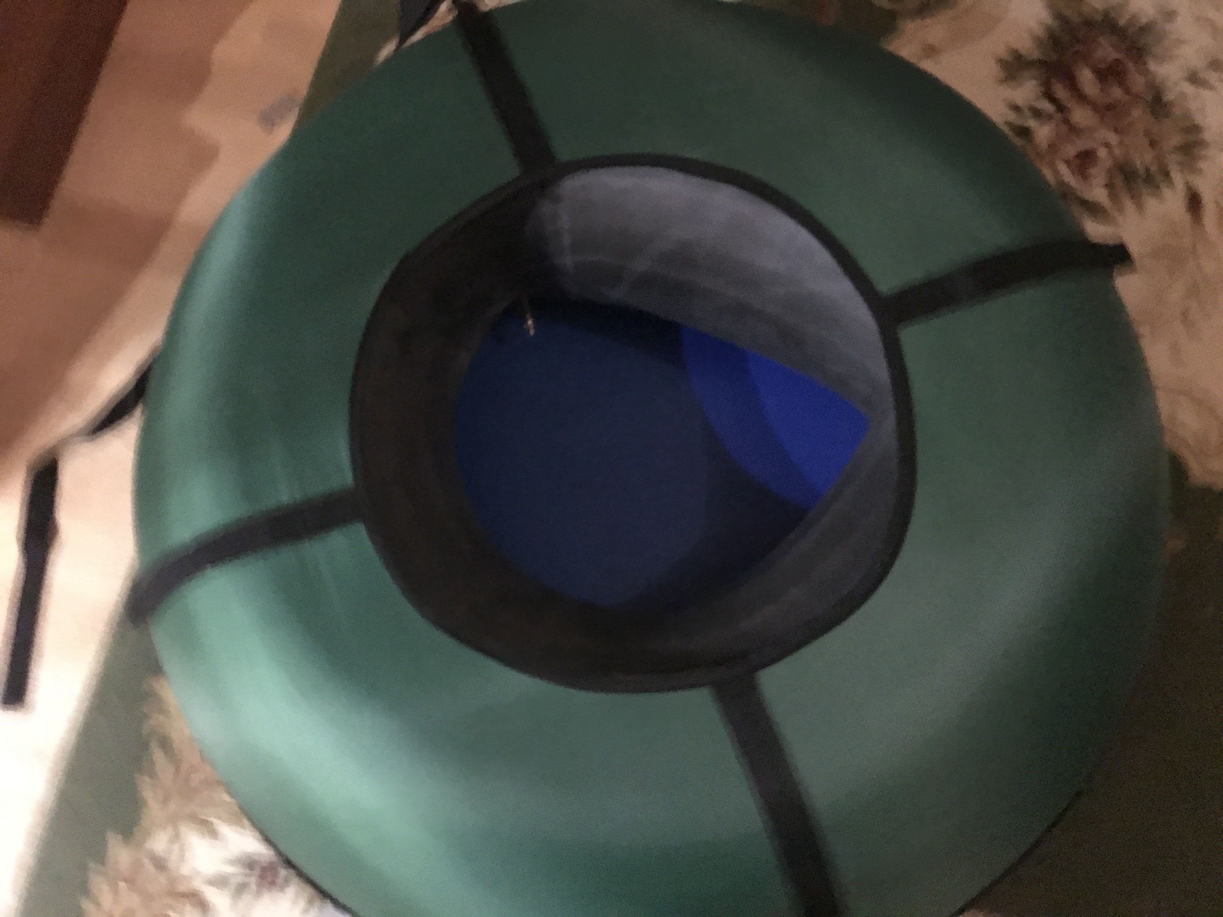 Фотография покупателя товара Тюбинг-ватрушка «Эконом», диаметр чехла 105 см, цвета МИКС