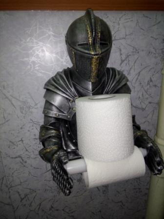 Фотография покупателя товара Держатель для туалетной бумаги "Рыцарь" бронза 16х22х31см - Фото 10
