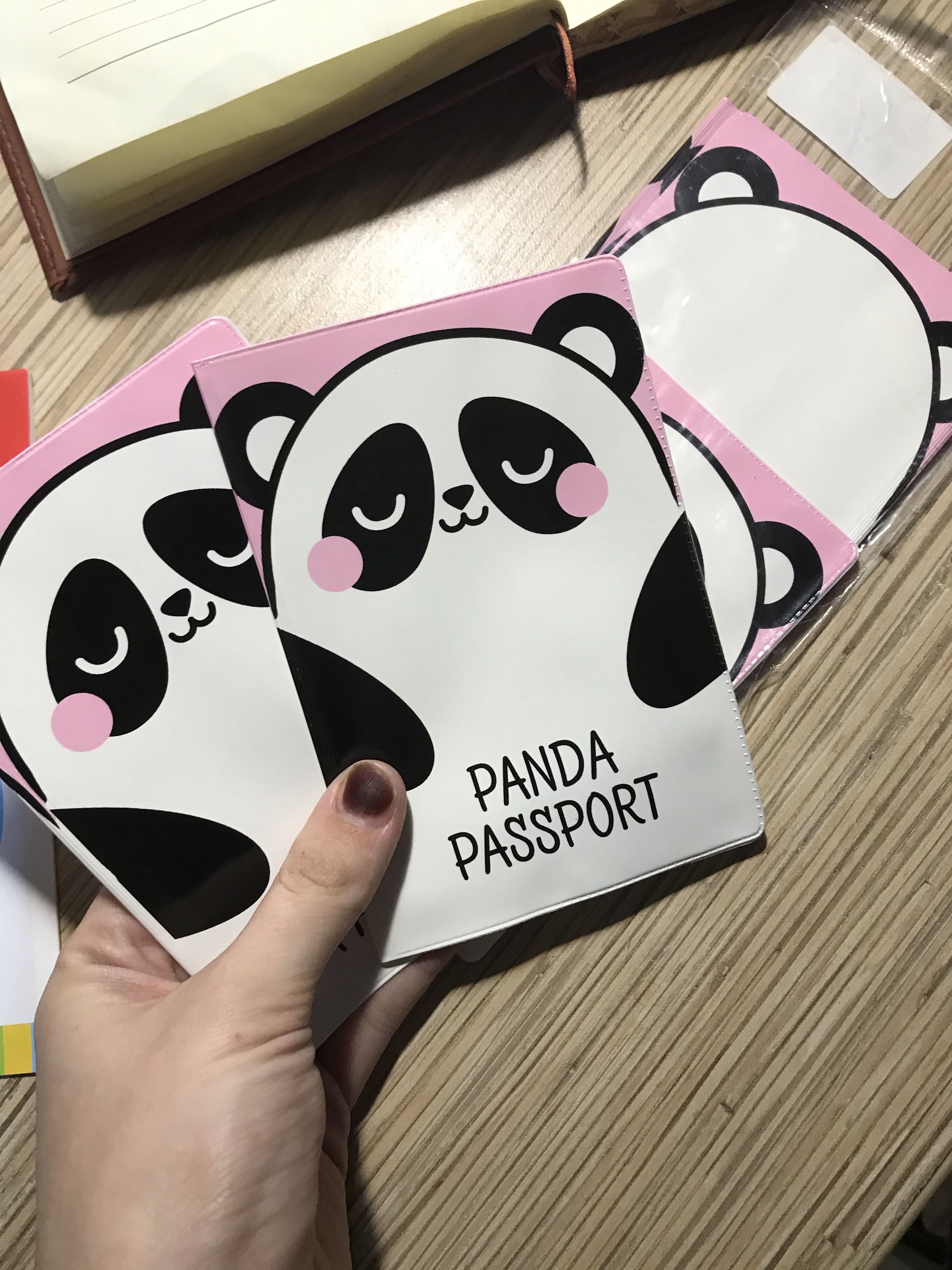 Фотография покупателя товара Обложка на паспорт ПВХ "Панда": размер 13,5 х 9,2 х 0,2 см