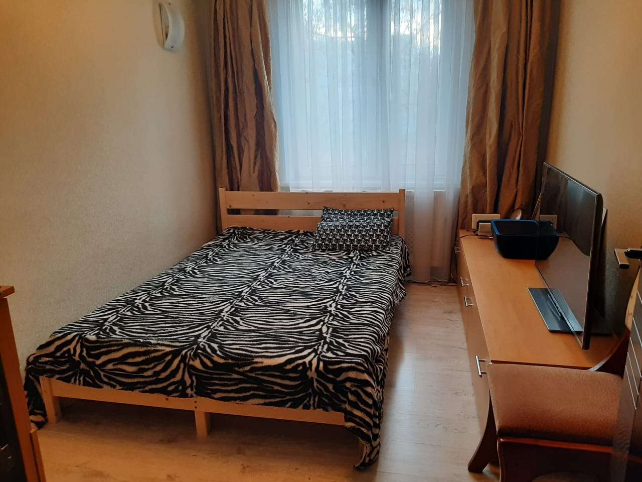 Фотография покупателя товара Двуспальная кровать «Кантри», 1400×2000, массив сосны, без покрытия