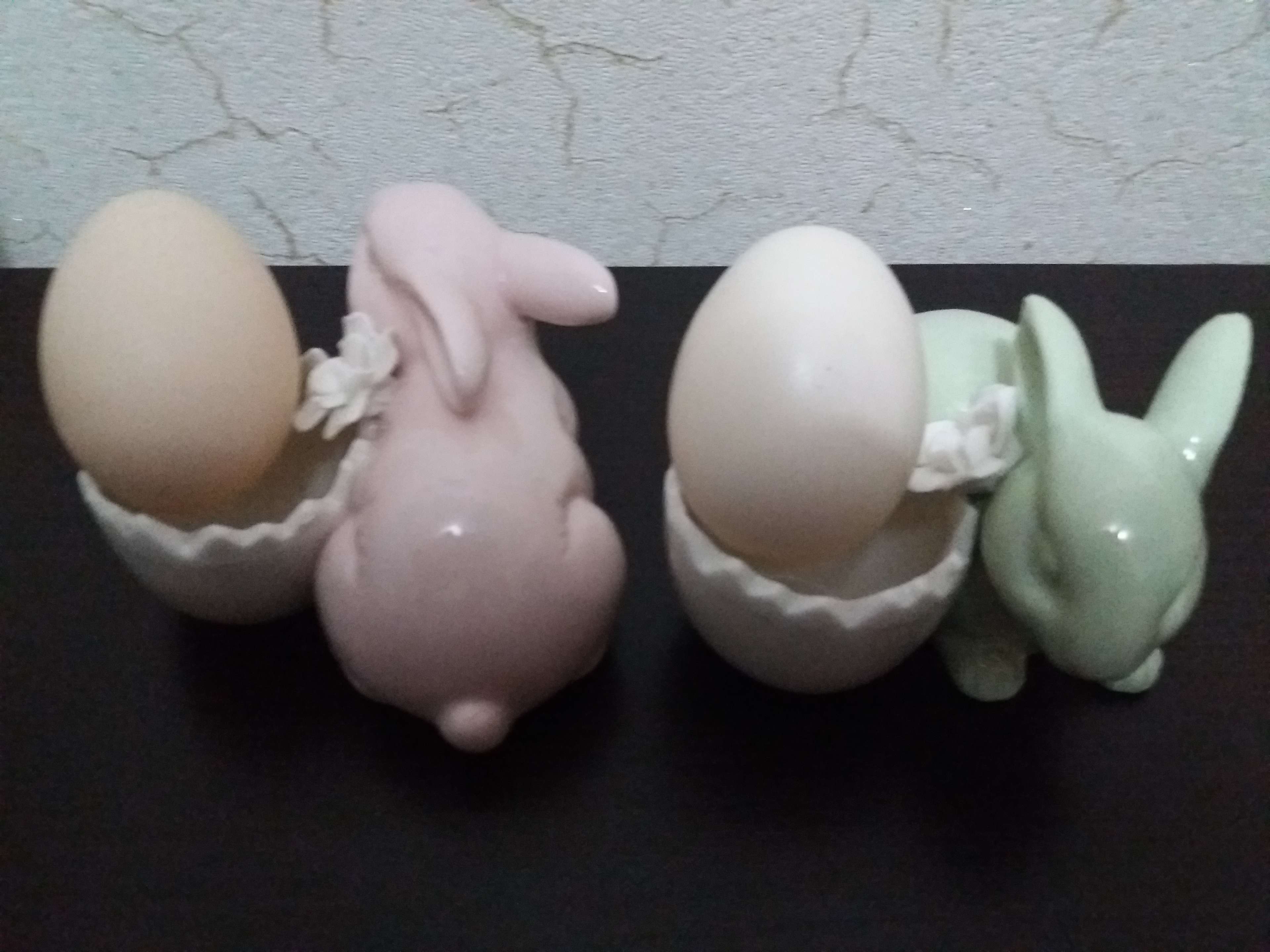 Фотография покупателя товара Подставка для яйца Доляна «Зайка», 55 мл, цвет зелёный - Фото 3