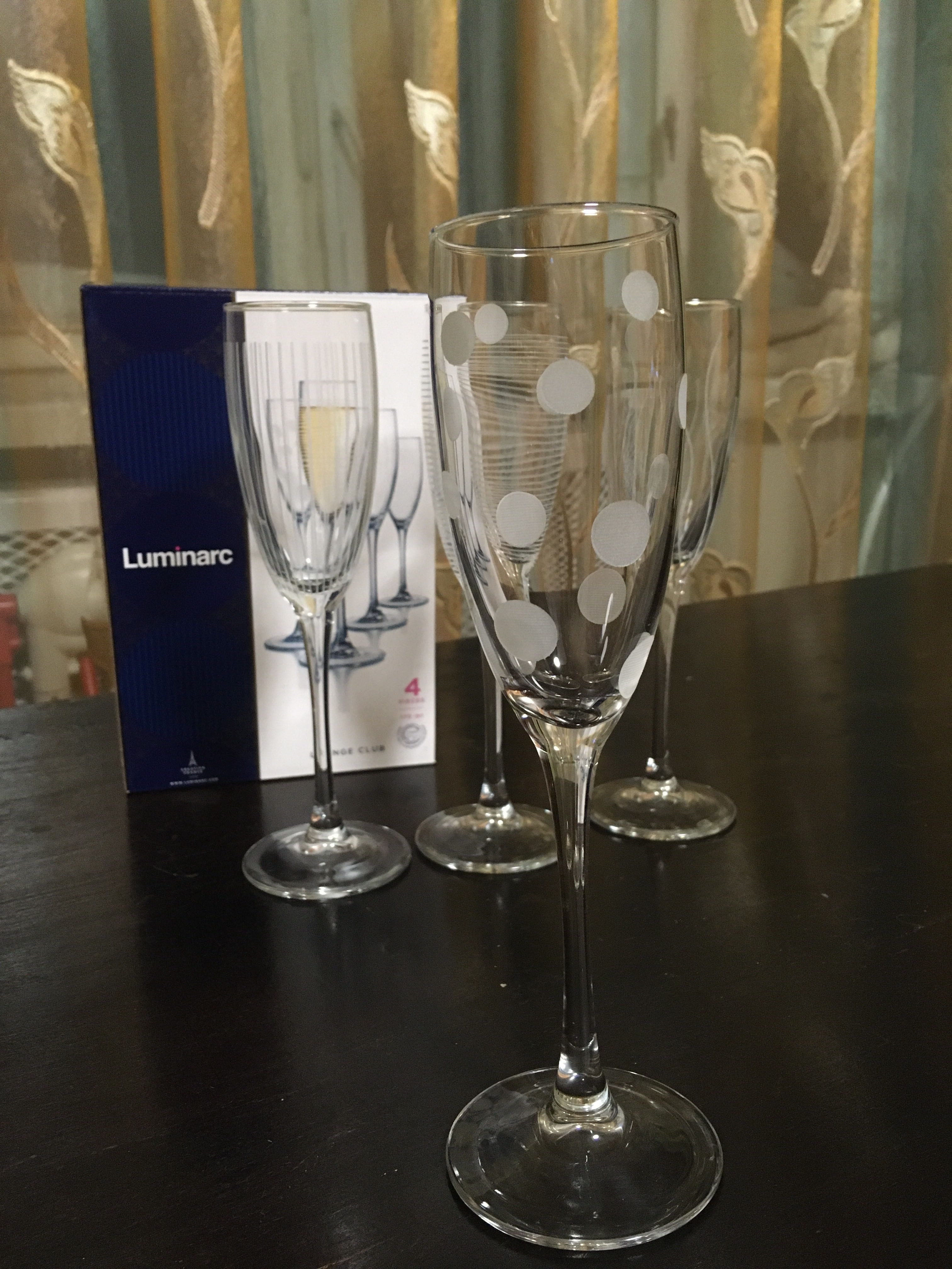 Фотография покупателя товара Набор стеклянных бокалов для шампанского «Лаунж клаб», 170 мл, 4 шт - Фото 3