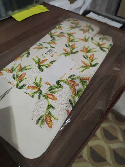 Фотография покупателя товара УЦЕНКА Коробочка для пончиков «Шишки», 10 х 20 х 5 см - Фото 3