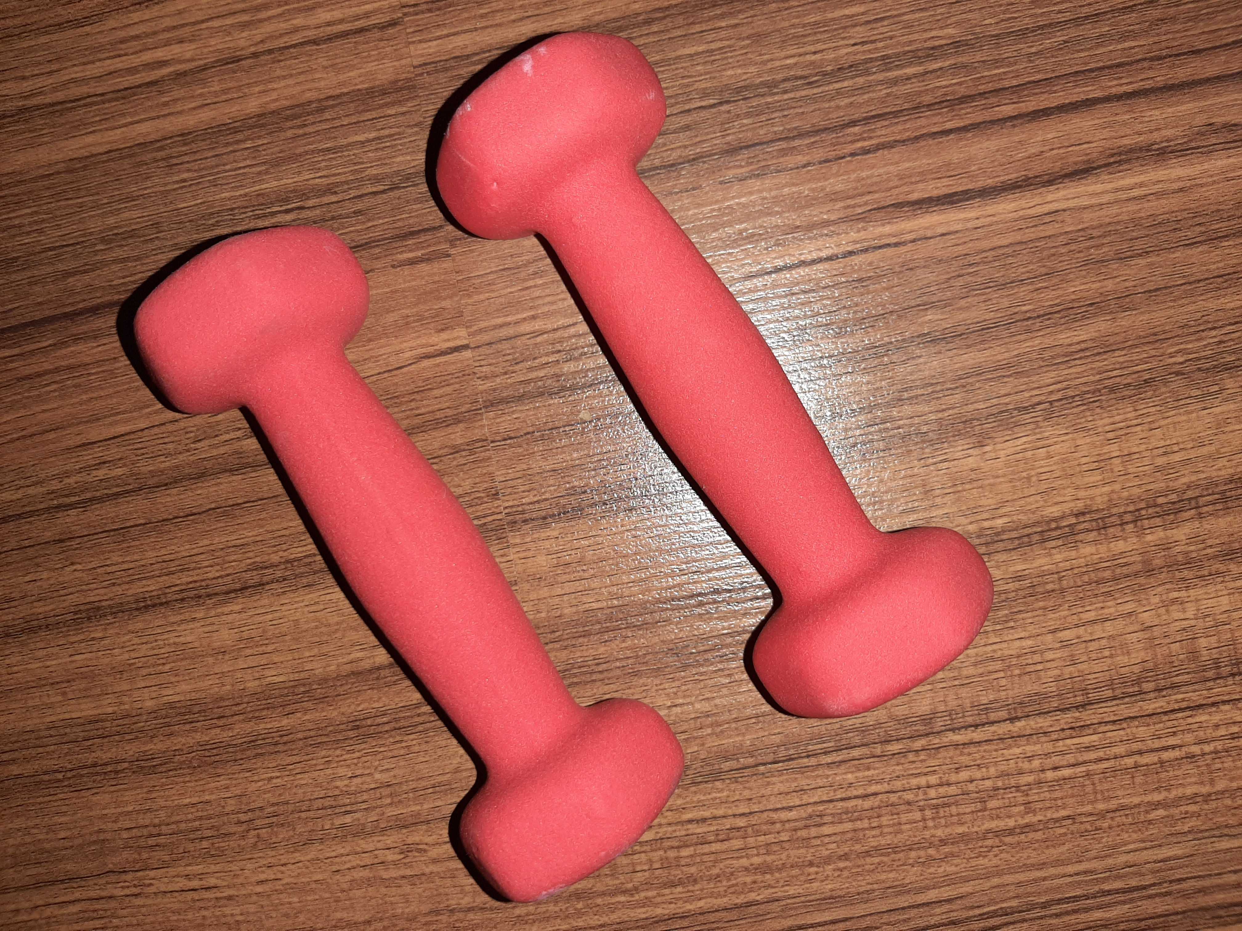 Фотография покупателя товара Гантель неопреновая ONLYTOP, 0,5 кг, цвет розовый - Фото 3