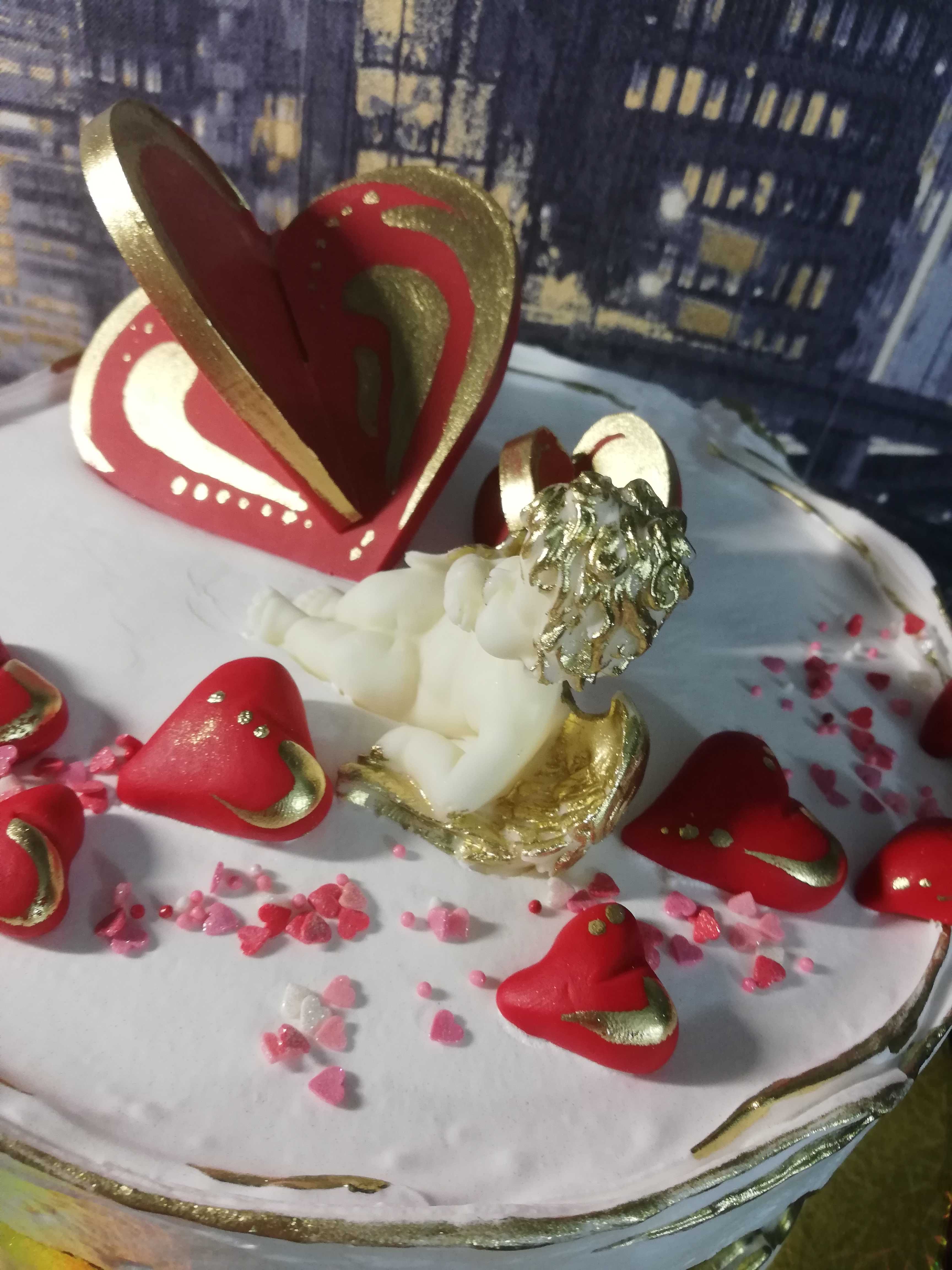 Фотография покупателя товара Форма для украшений 3D Доляна «Сердце», силикон, 17×29 см, 6 ячеек (8,5×6,2 см), цвет МИКС - Фото 4