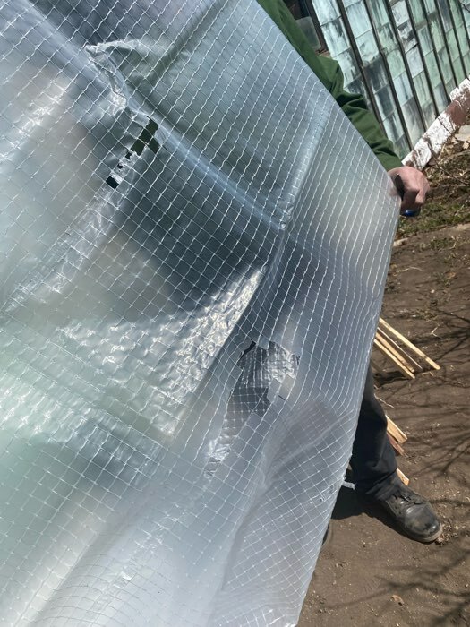 Фотография покупателя товара Плёнка армированная Greengo, полиэтиленовая с леской, 10 × 2 м, толщина 240 мкм, УФ-стабилизированная