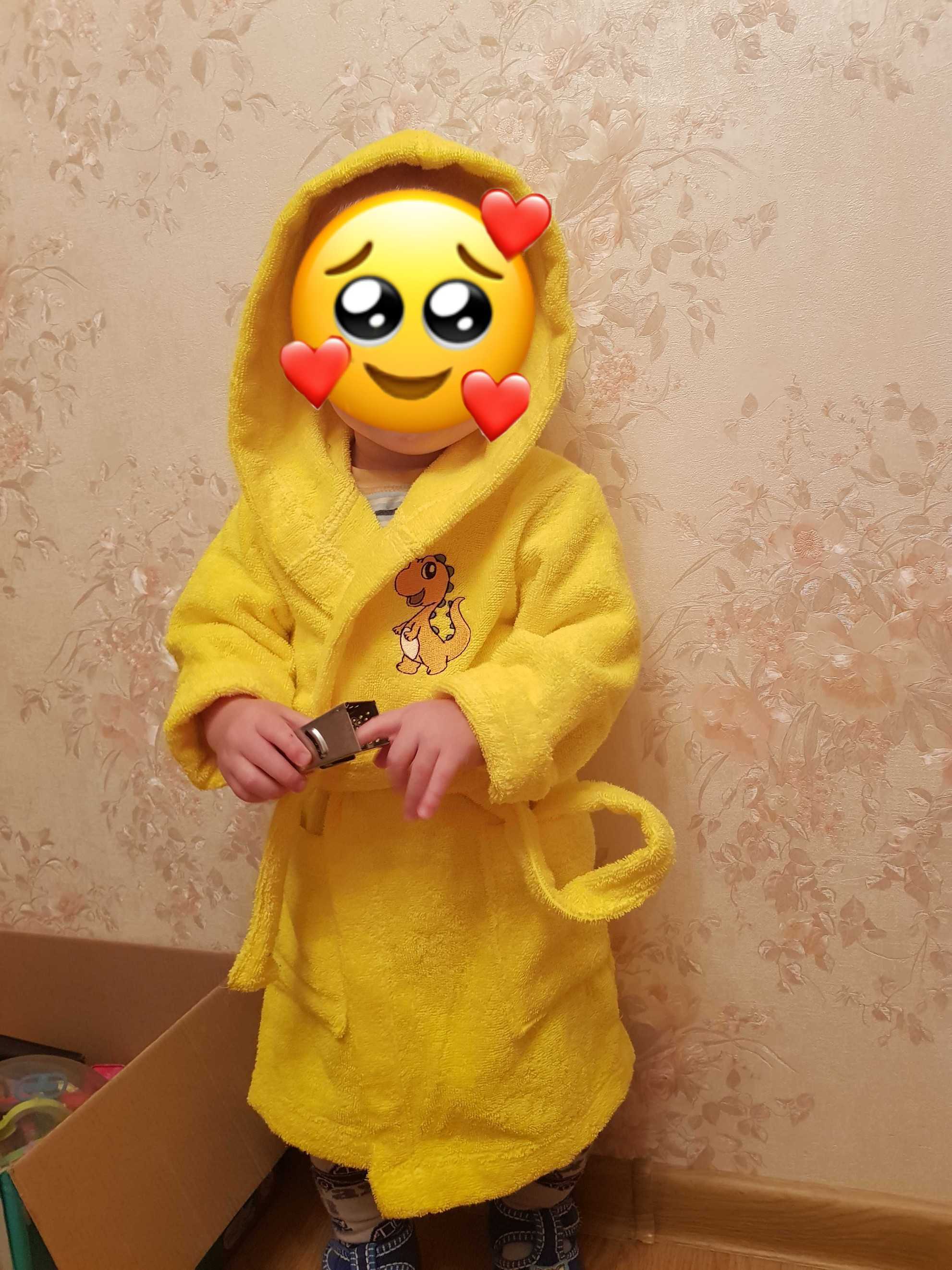 Фотография покупателя товара Халат махровый детский Динозаврик, размер 28, цвет жёлтый, 340 г/м² хл. 100% с AIRO - Фото 1