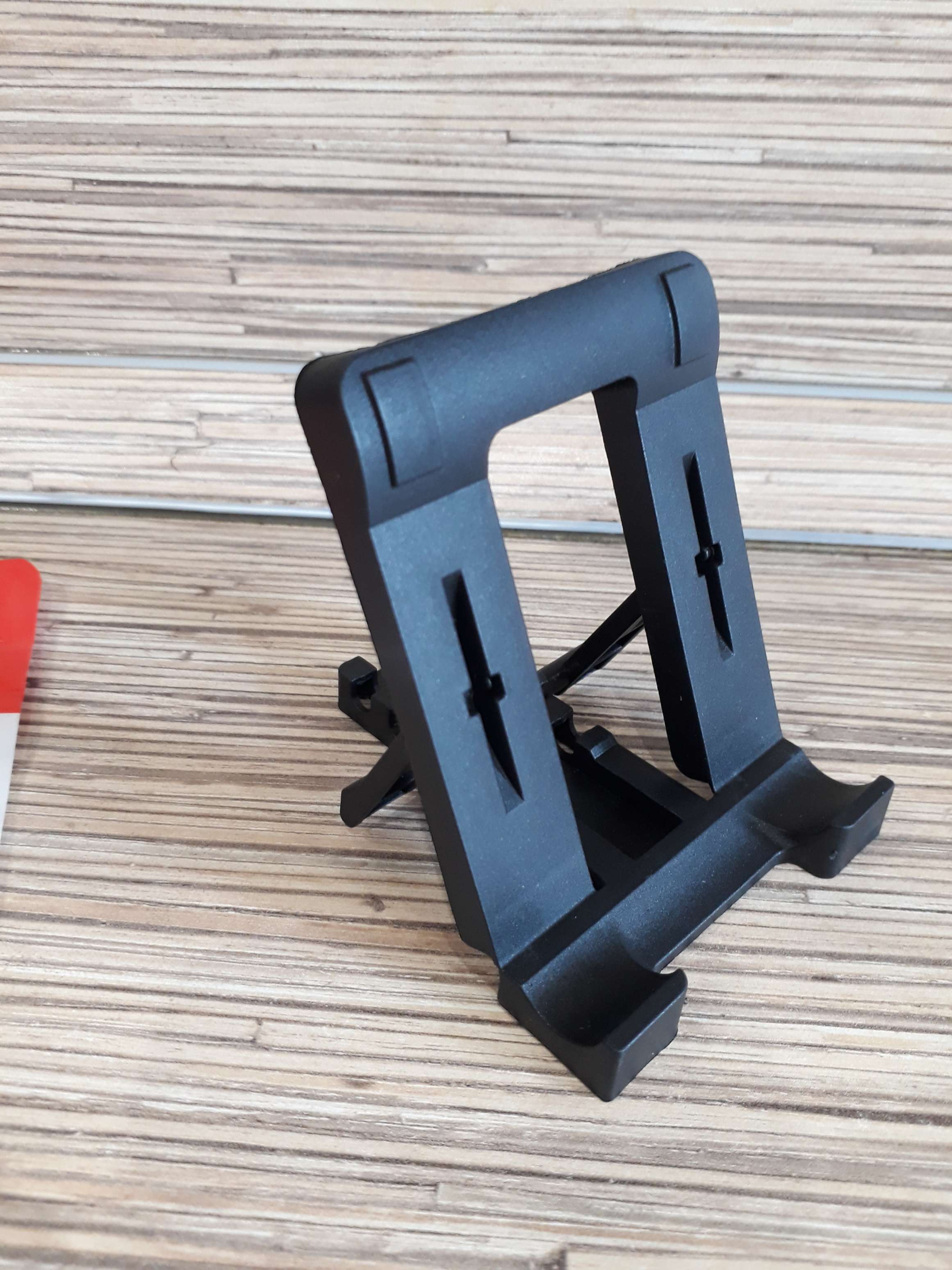 Фотография покупателя товара Подставка для телефона LuazON, складная, регулируемая высота, красная - Фото 2