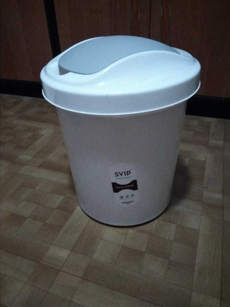 Фотография покупателя товара Контейнер для мусора 12 л "Ориджинал", цвет МИКС - Фото 3
