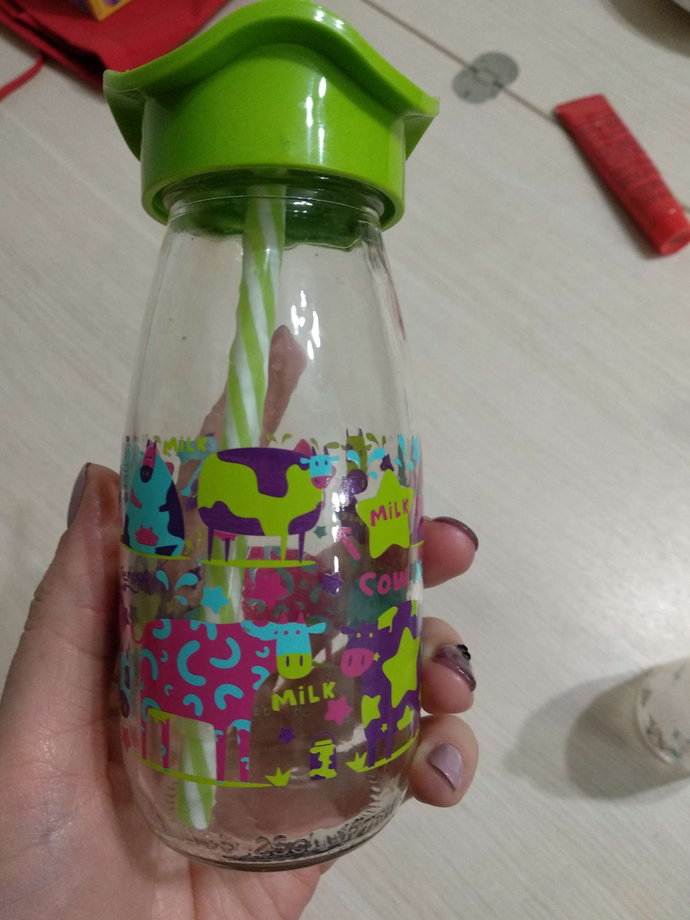 Фотография покупателя товара Бутылка 250 мл "Молочный путь", с трубочкой, рисунок и цвета МИКС - Фото 2