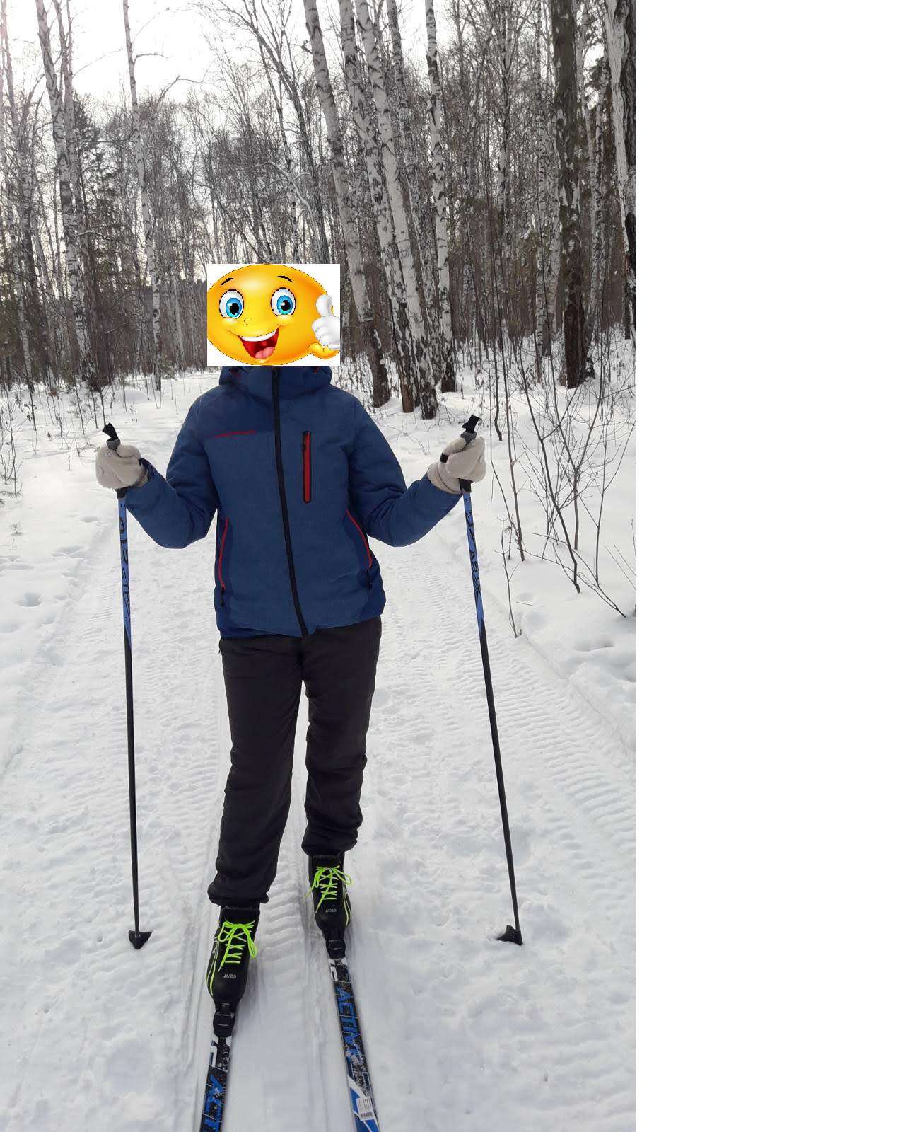 Фотография покупателя товара Комплект лыжный: пластиковые лыжи 150 см с насечкой, стеклопластиковые палки 110 см, крепления SNS, цвета МИКС - Фото 5