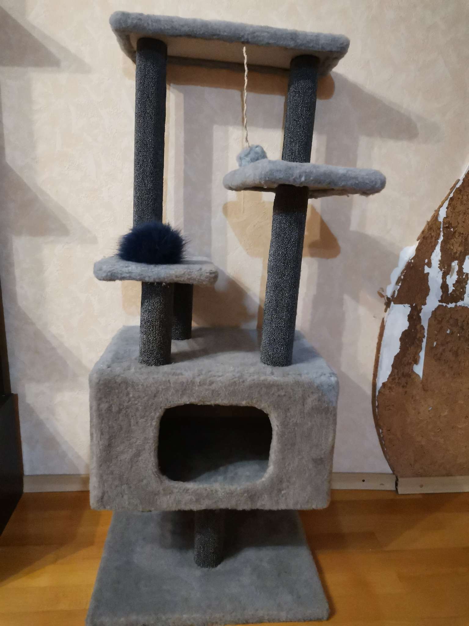 Фотография покупателя товара Комплекс для кошек с когтеточкой «Каскад», ковролин, 53 х 50 х 124 см, серый - Фото 3