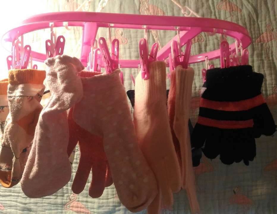 Фотография покупателя товара Сушилка для белья подвесная овальная 20 прищепок, цвет МИКС - Фото 1