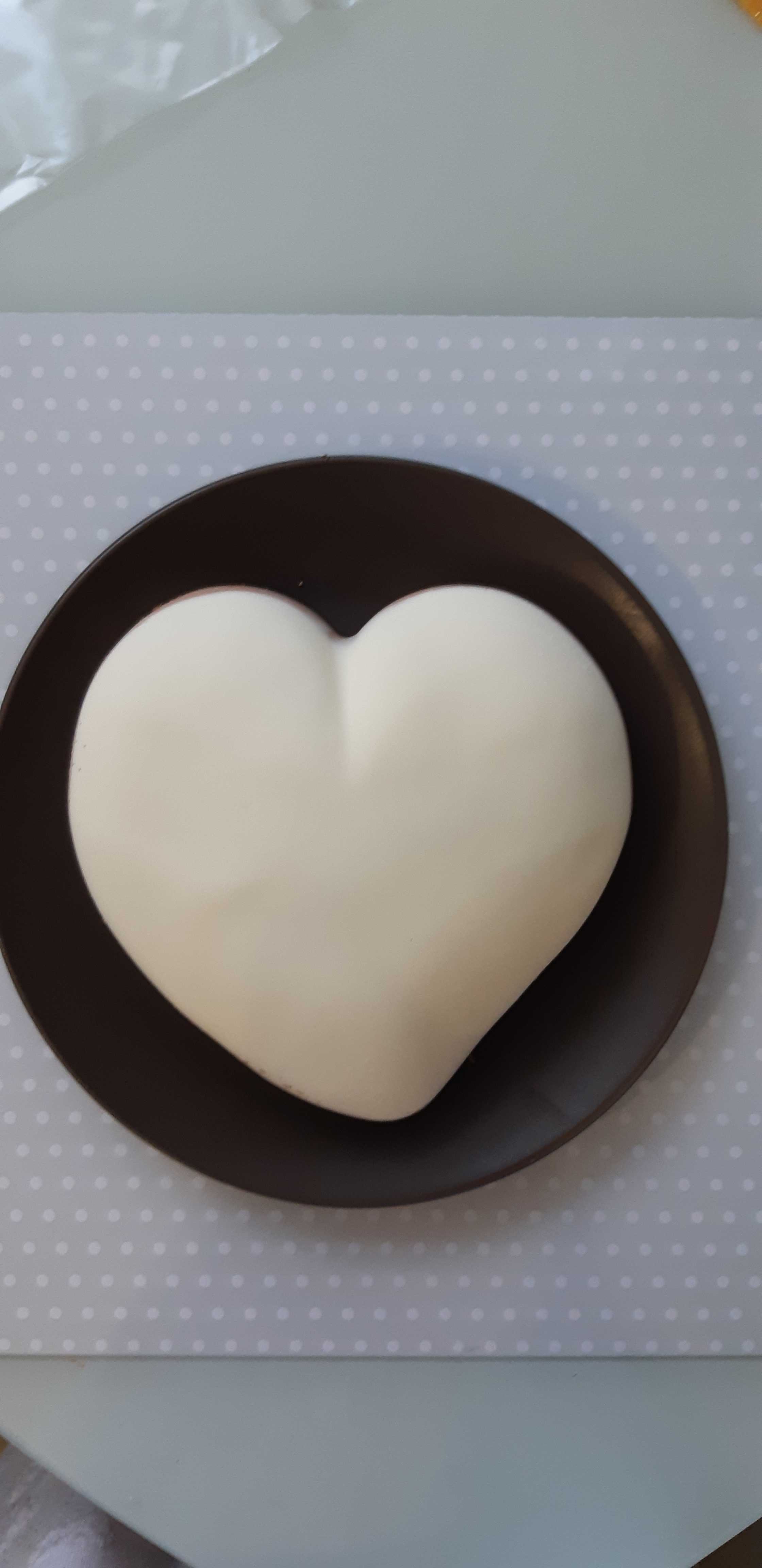 Фотография покупателя товара Форма для муссовых десертов и выпечки Доляна «Сердце малое», 17,5×4,7 см, цвет белый - Фото 1