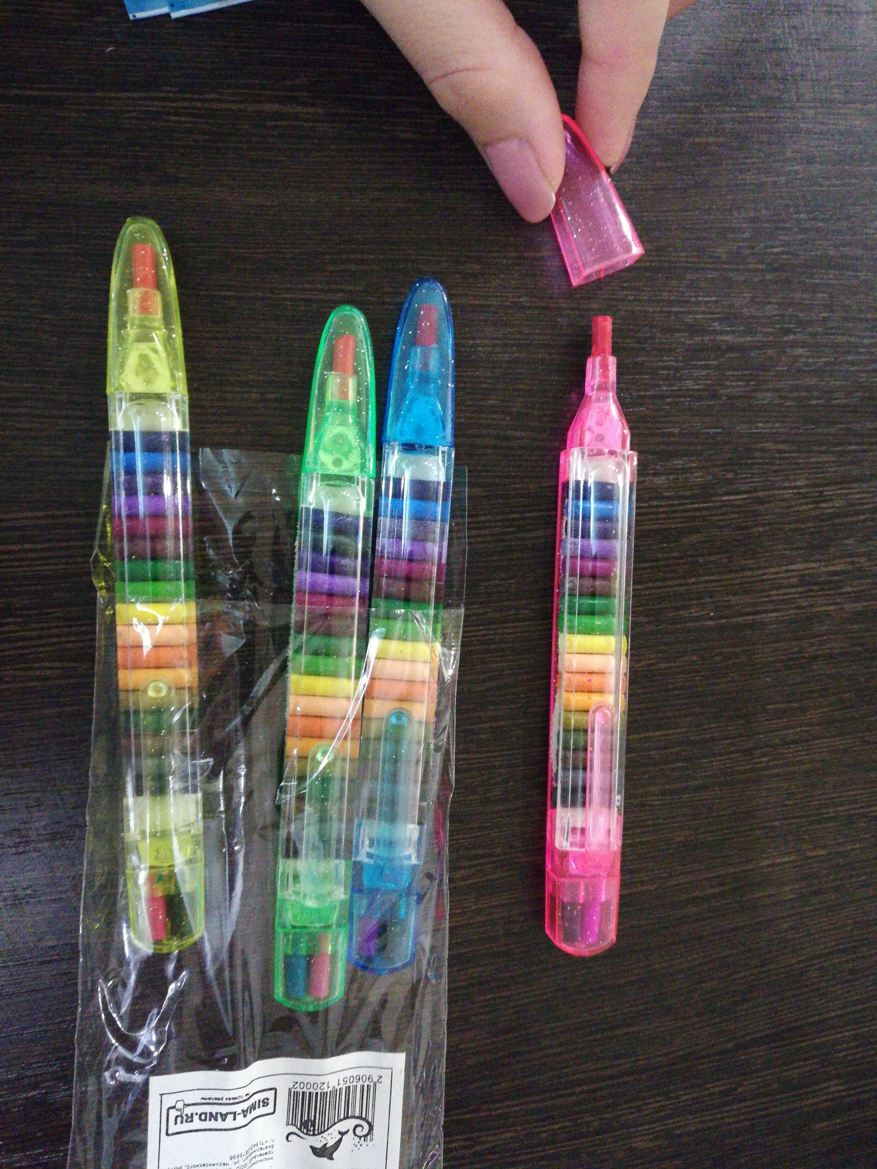 Фотография покупателя товара Набор цветных карандашей, 4 шт., со сменными грифелями, 18 цветов - Фото 2