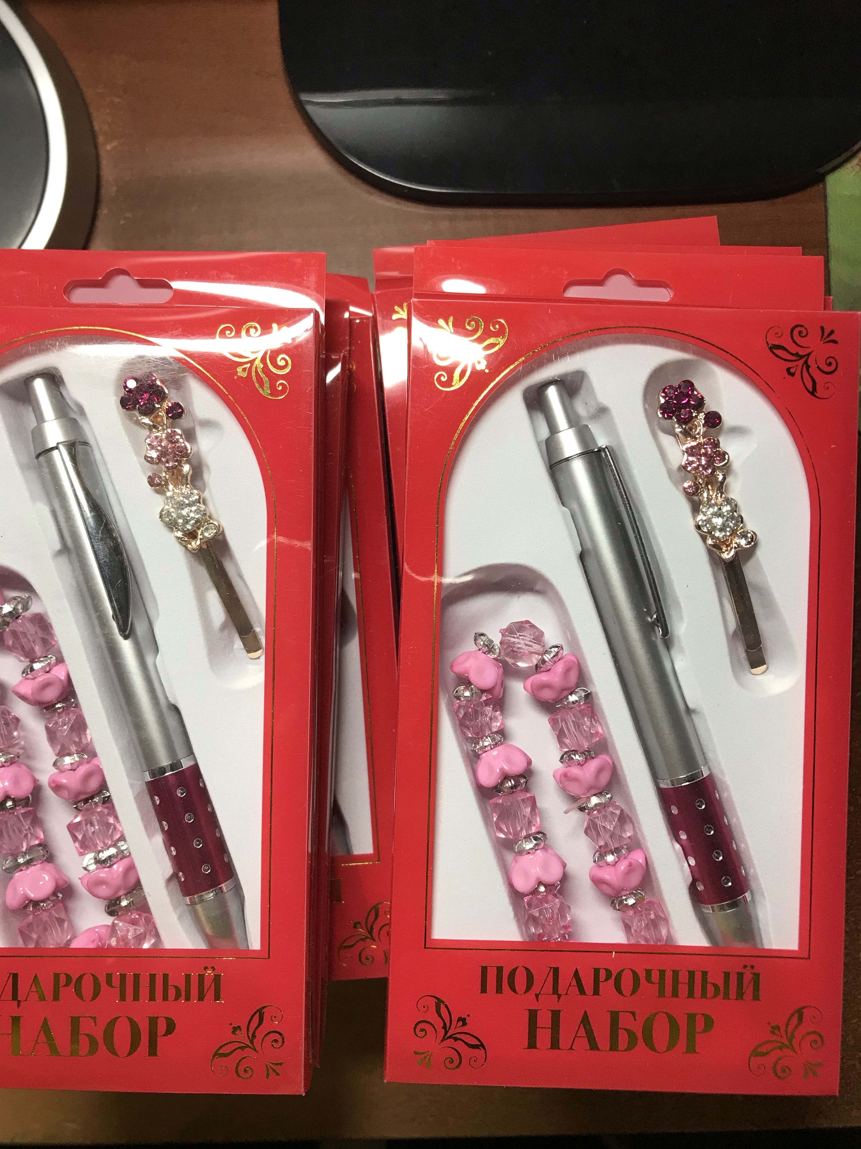 Фотография покупателя товара Набор подарочный 3в1 (ручка, браслет, заколка) микс