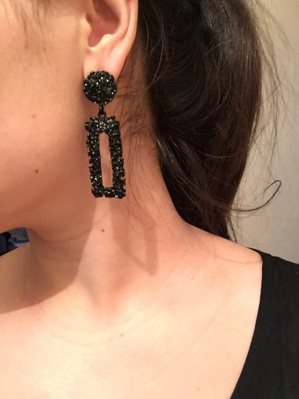 Фотография покупателя товара Серьги металл «Карибы», цвет чёрный - Фото 3