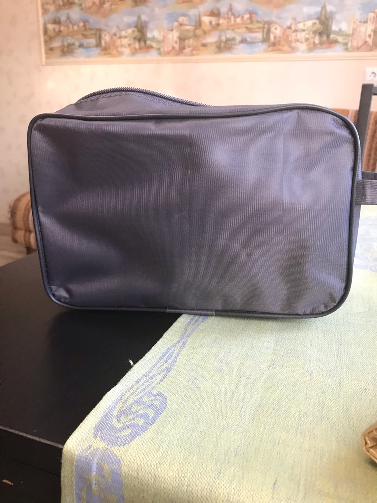 Фотография покупателя товара Косметичка на молнии, с подкладом, наружный карман, цвет серый - Фото 5