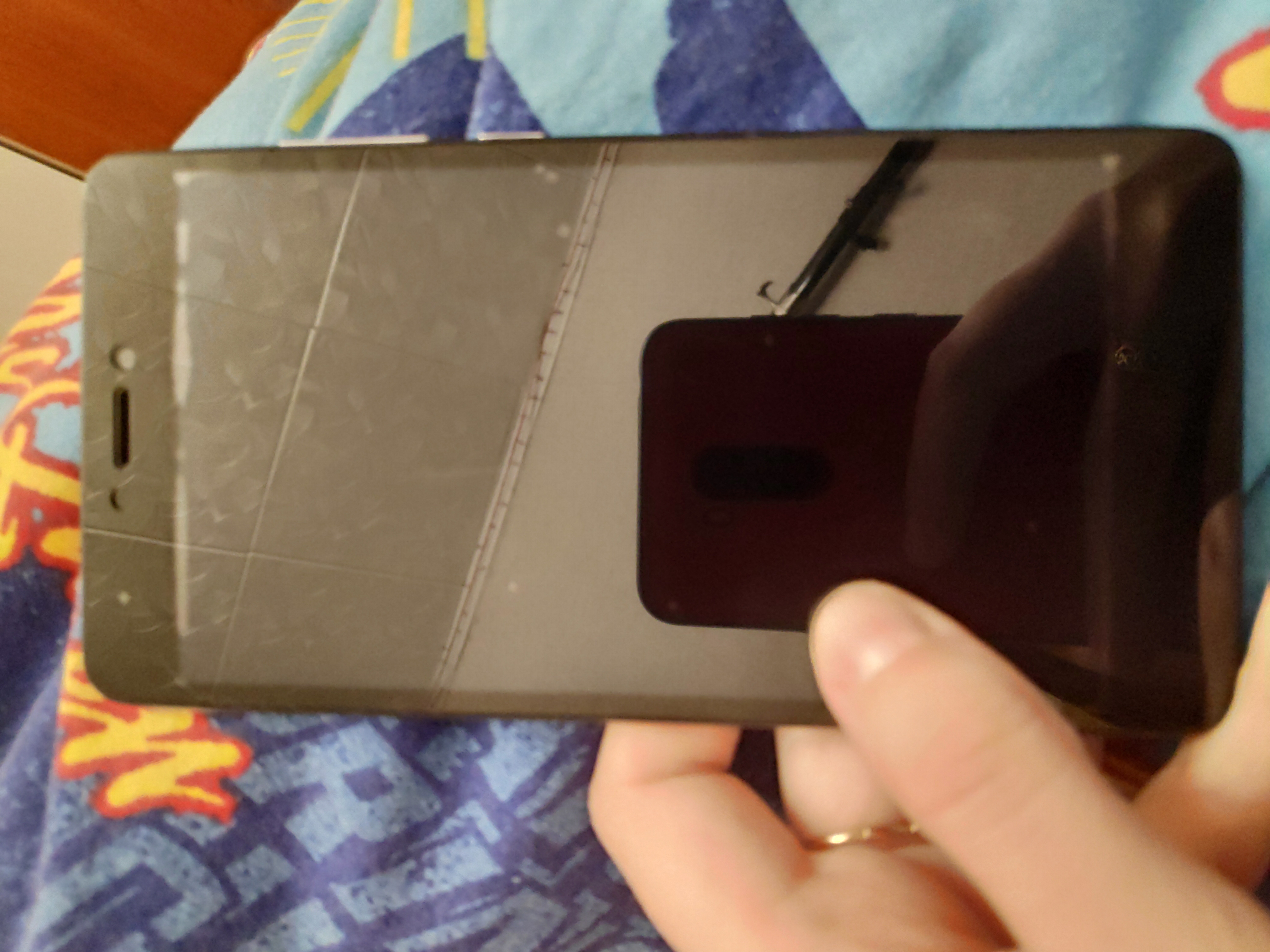 Фотография покупателя товара Защитное стекло 9D LuazON для Xiaomi Note Redmi 4X, 0.33 мм, 9Н, чёрное