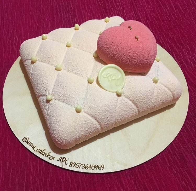 Фотография покупателя товара Форма силиконовая для муссовых десертов и выпечки Доляна «Рельеф», 19×19 см (внутренний размер 16,5×16,5 см), цвет белый - Фото 3