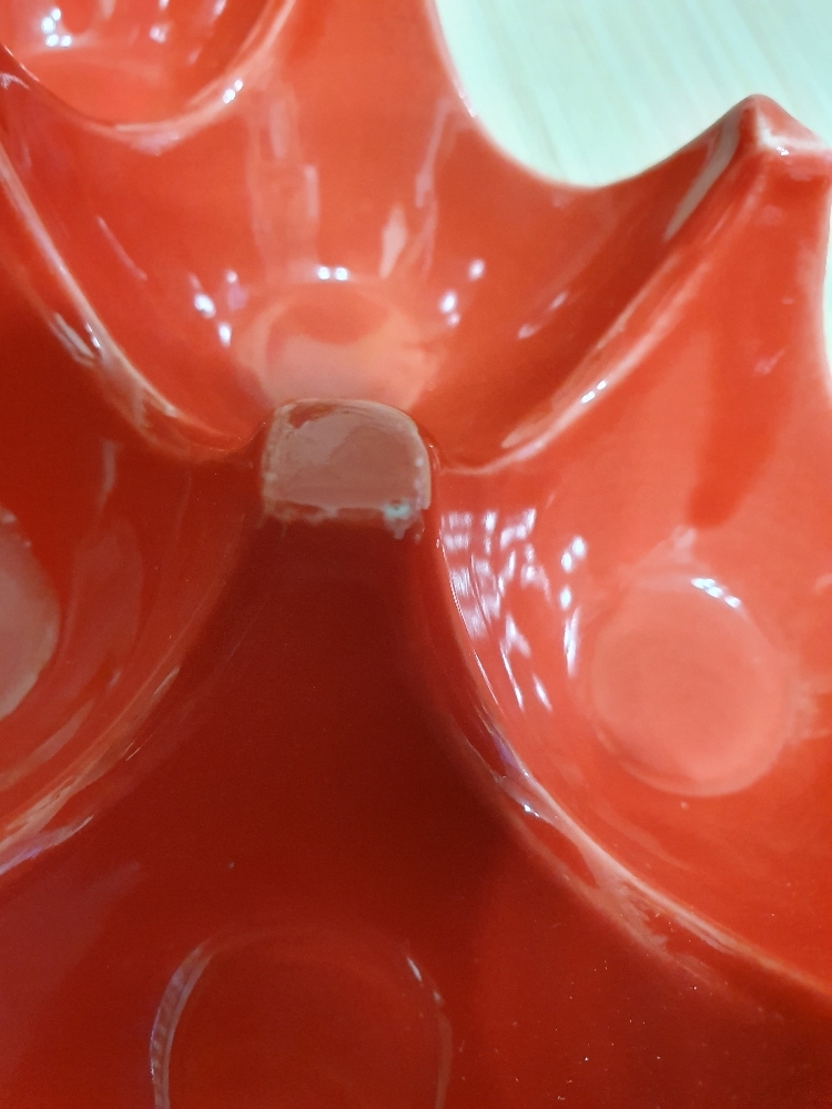 Фотография покупателя товара Подставка для яиц Доляна «Акцент», 20×9,5×4,5 см, цвет красный - Фото 4